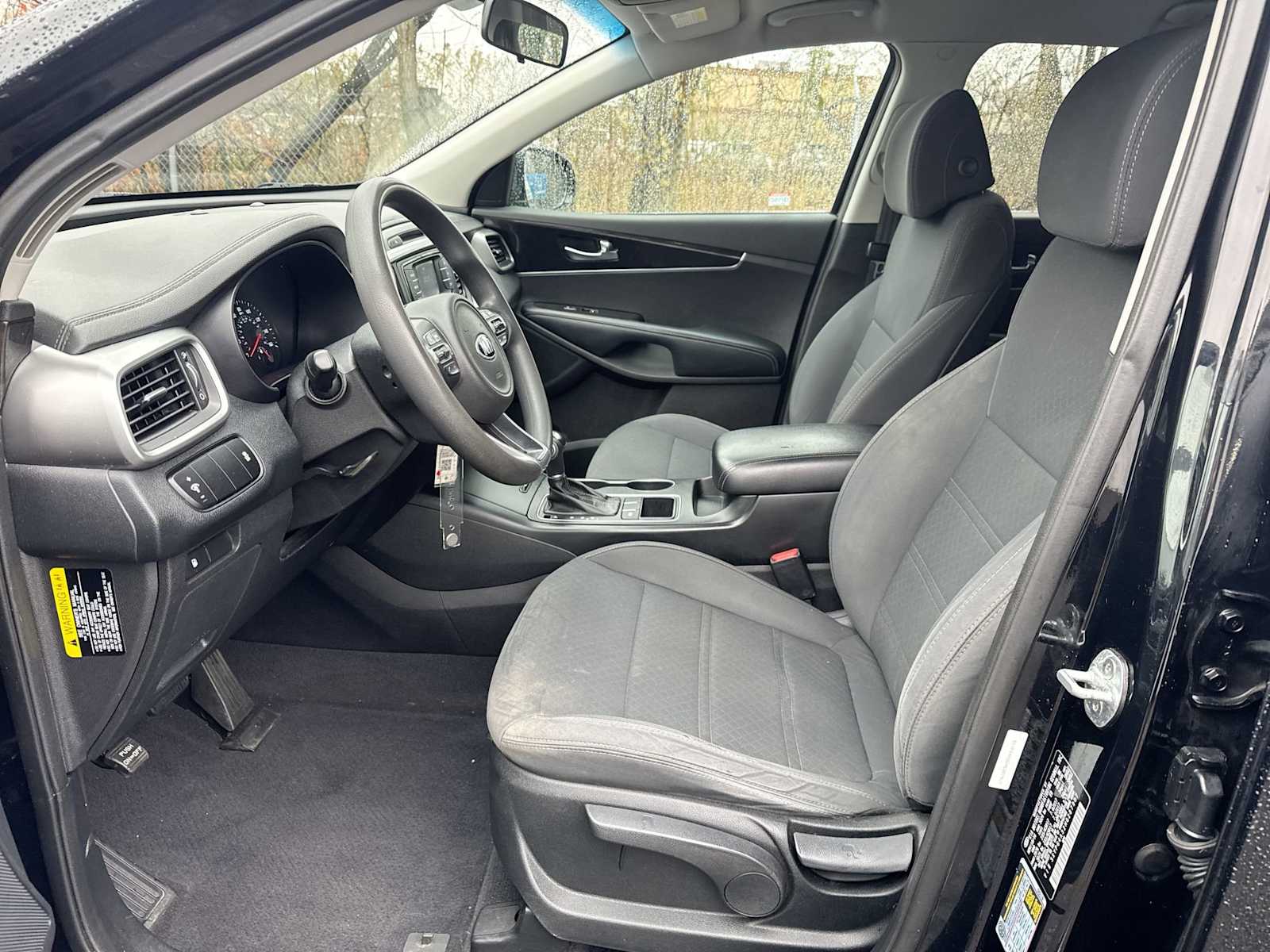 Thumbnail: 2017 Kia Sorento - 11