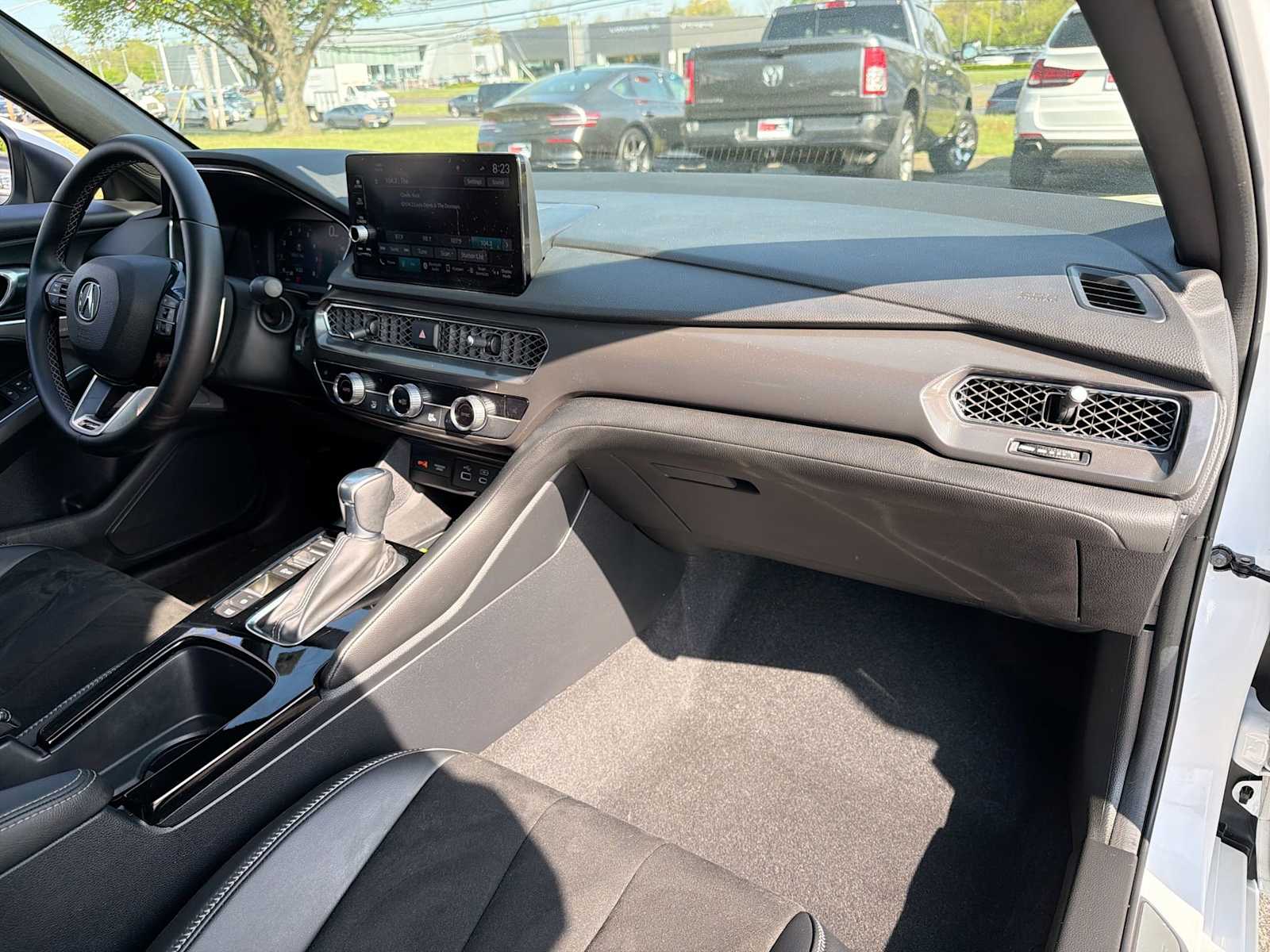 Thumbnail: 2023 Acura Integra - 16