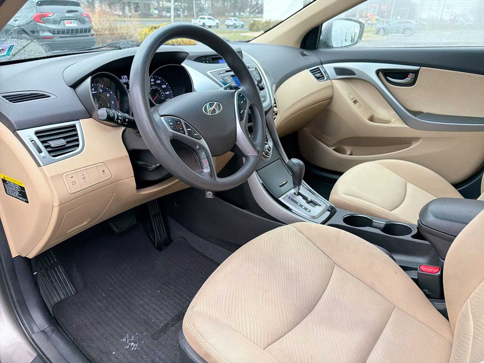 Thumbnail: 2013 Hyundai Elantra - 10