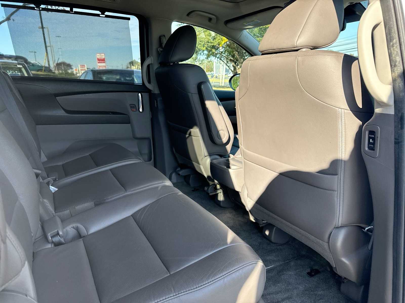 Thumbnail: 2015 Honda Odyssey - 14