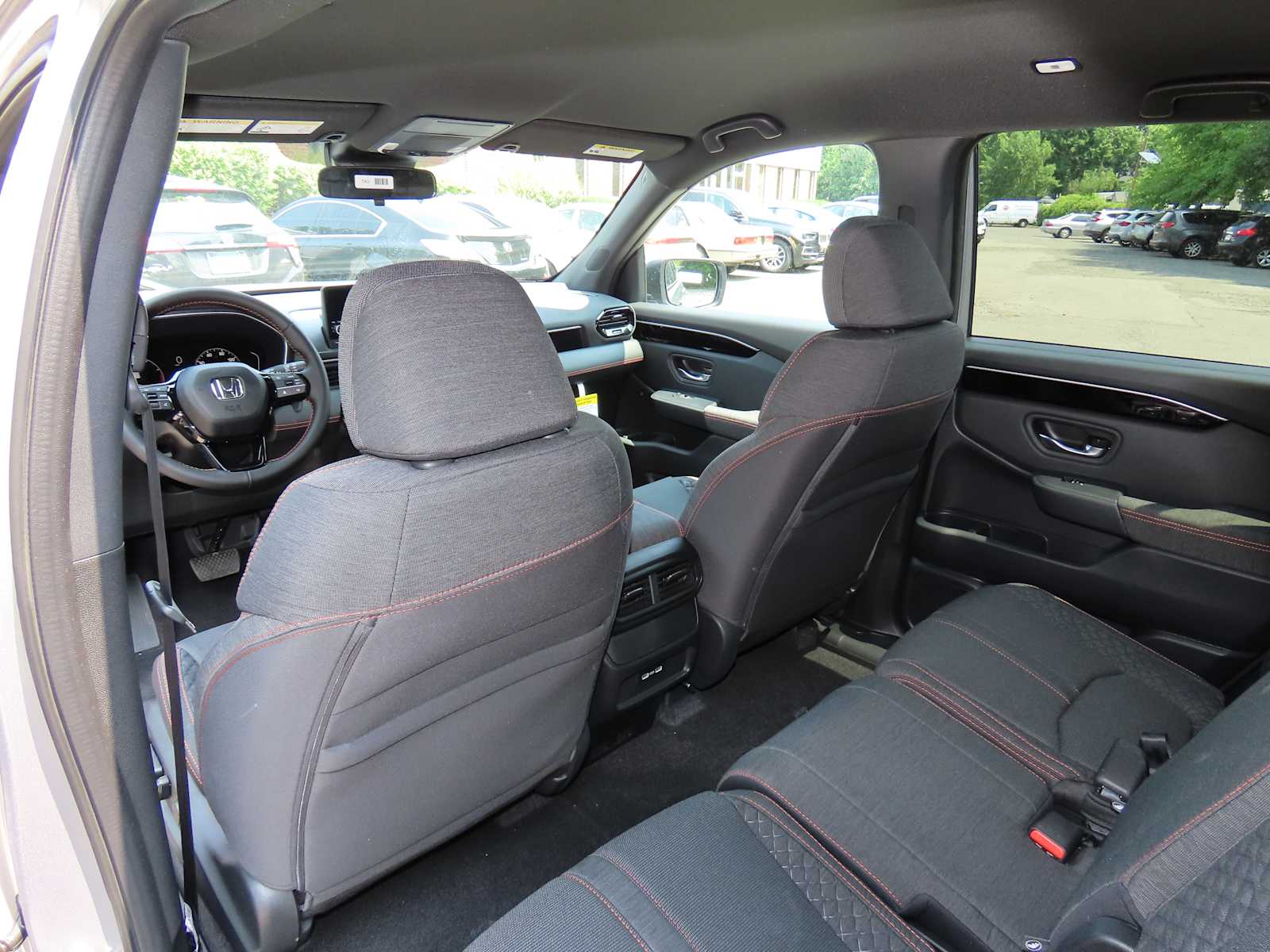 Thumbnail: 2025 Honda Pilot - 15