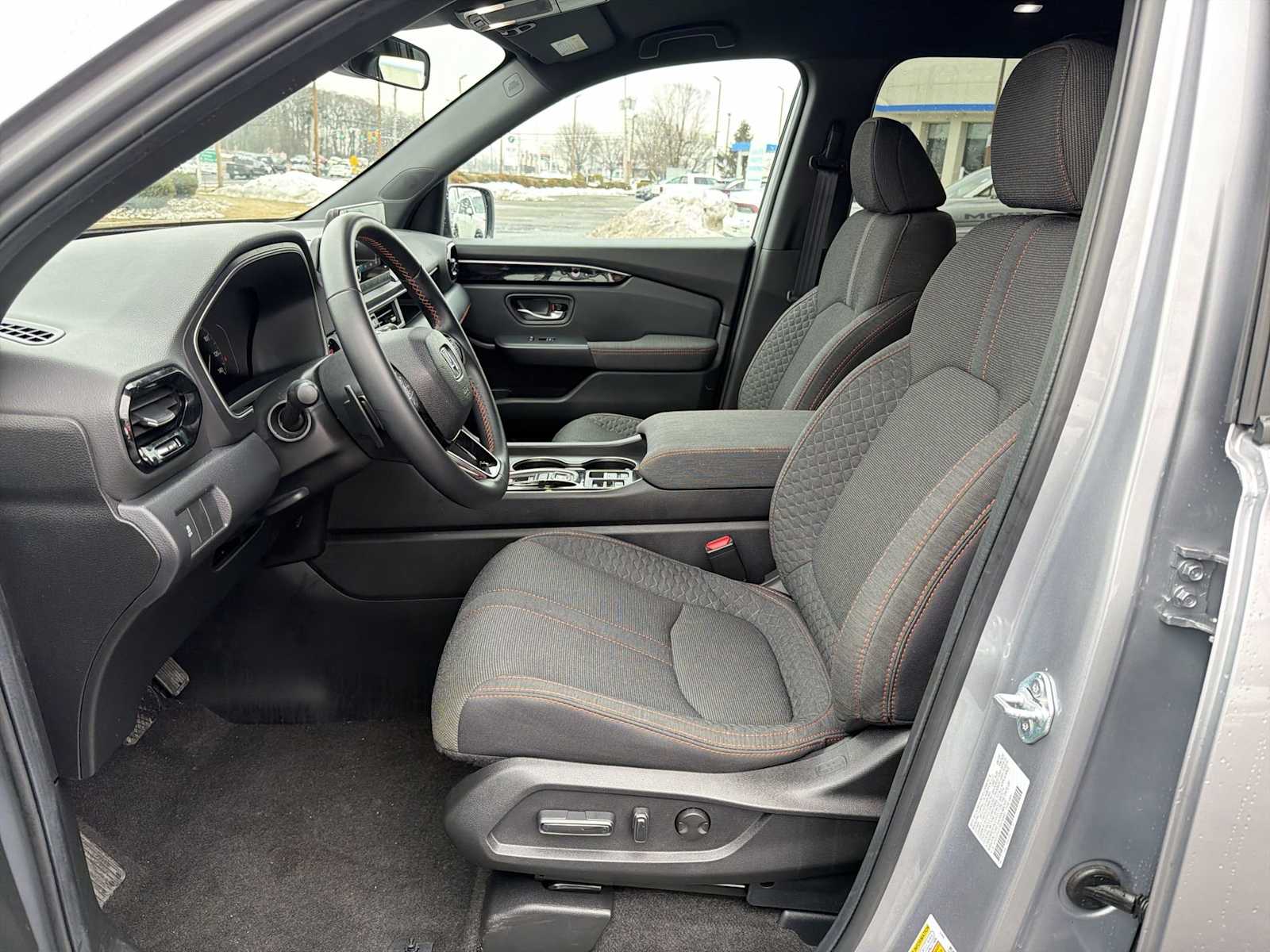 Thumbnail: 2025 Honda Pilot - 11