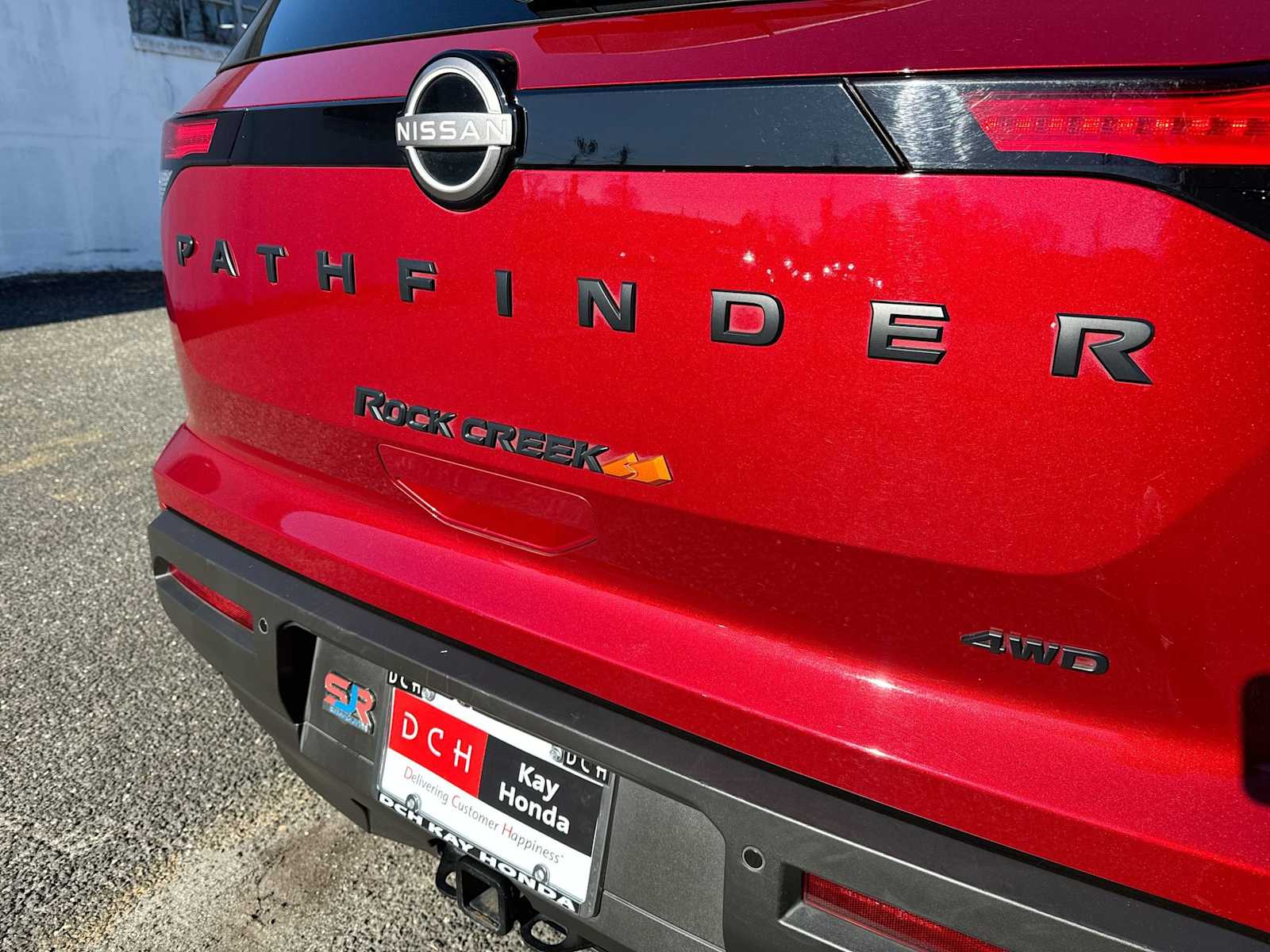 Thumbnail: 2023 Nissan Pathfinder - 18