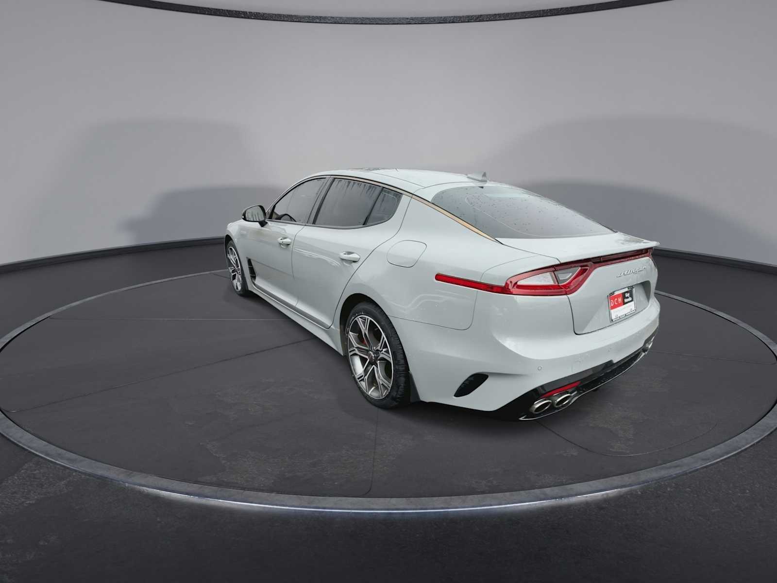 Thumbnail: 2018 Kia Stinger - 6