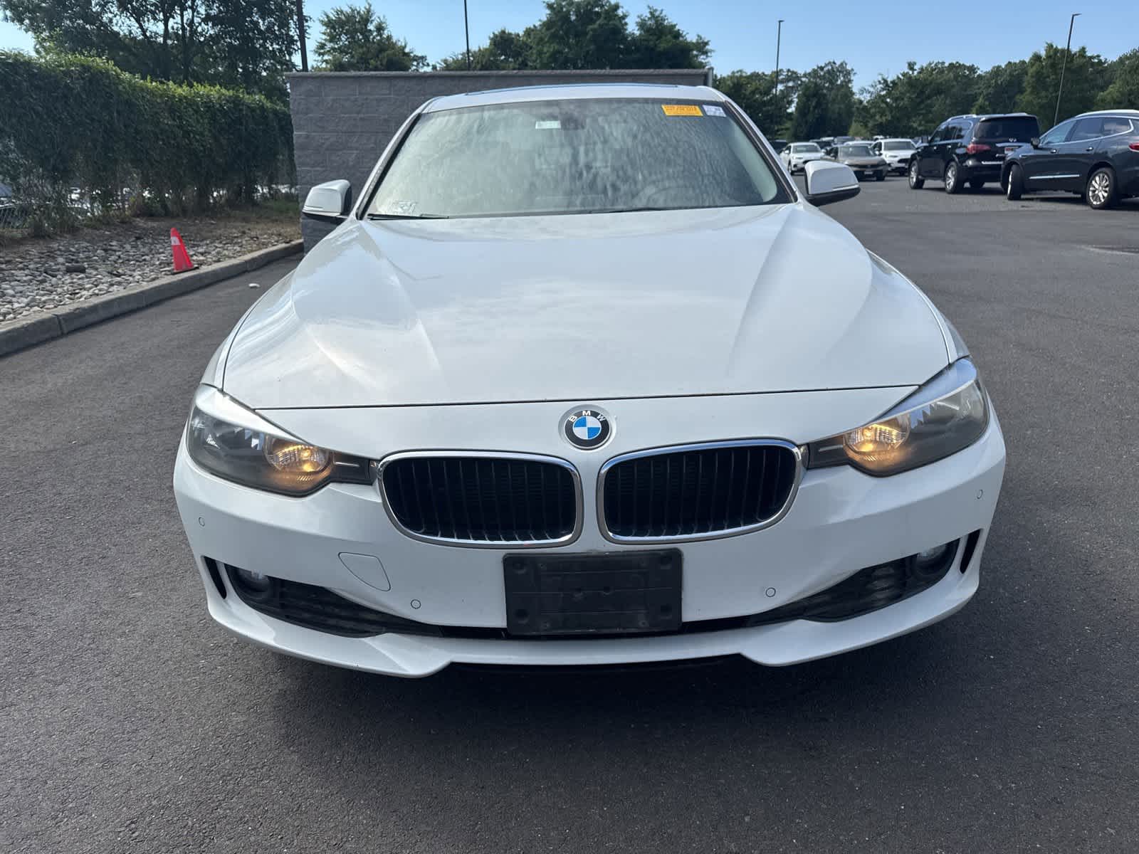 Thumbnail: 2015 BMW 3 Series - 8