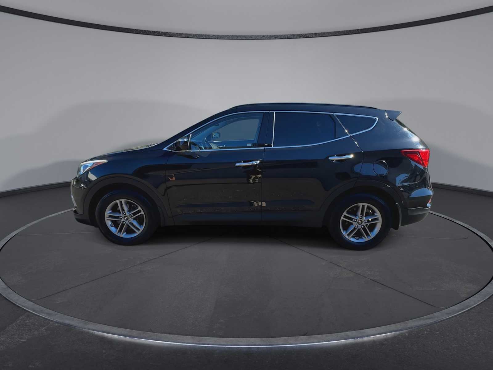 Thumbnail: 2017 Hyundai Santa Fe - 5