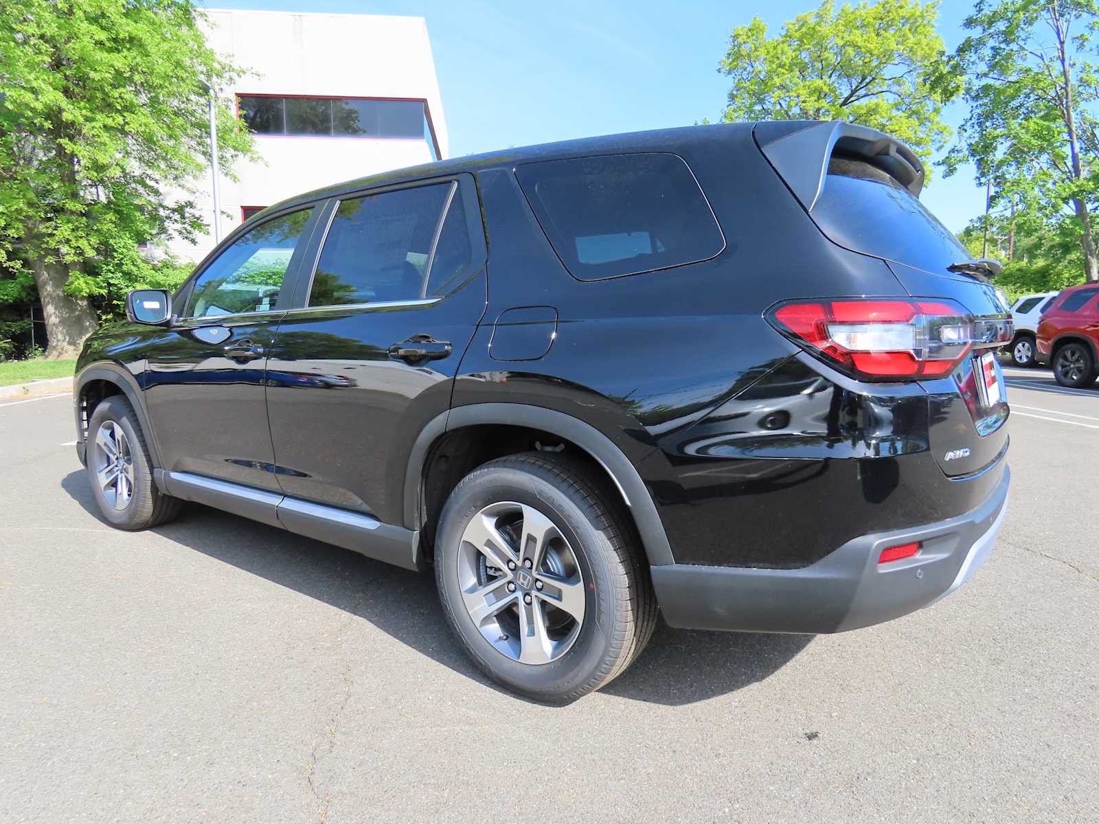 Thumbnail: 2025 Honda Pilot - 4
