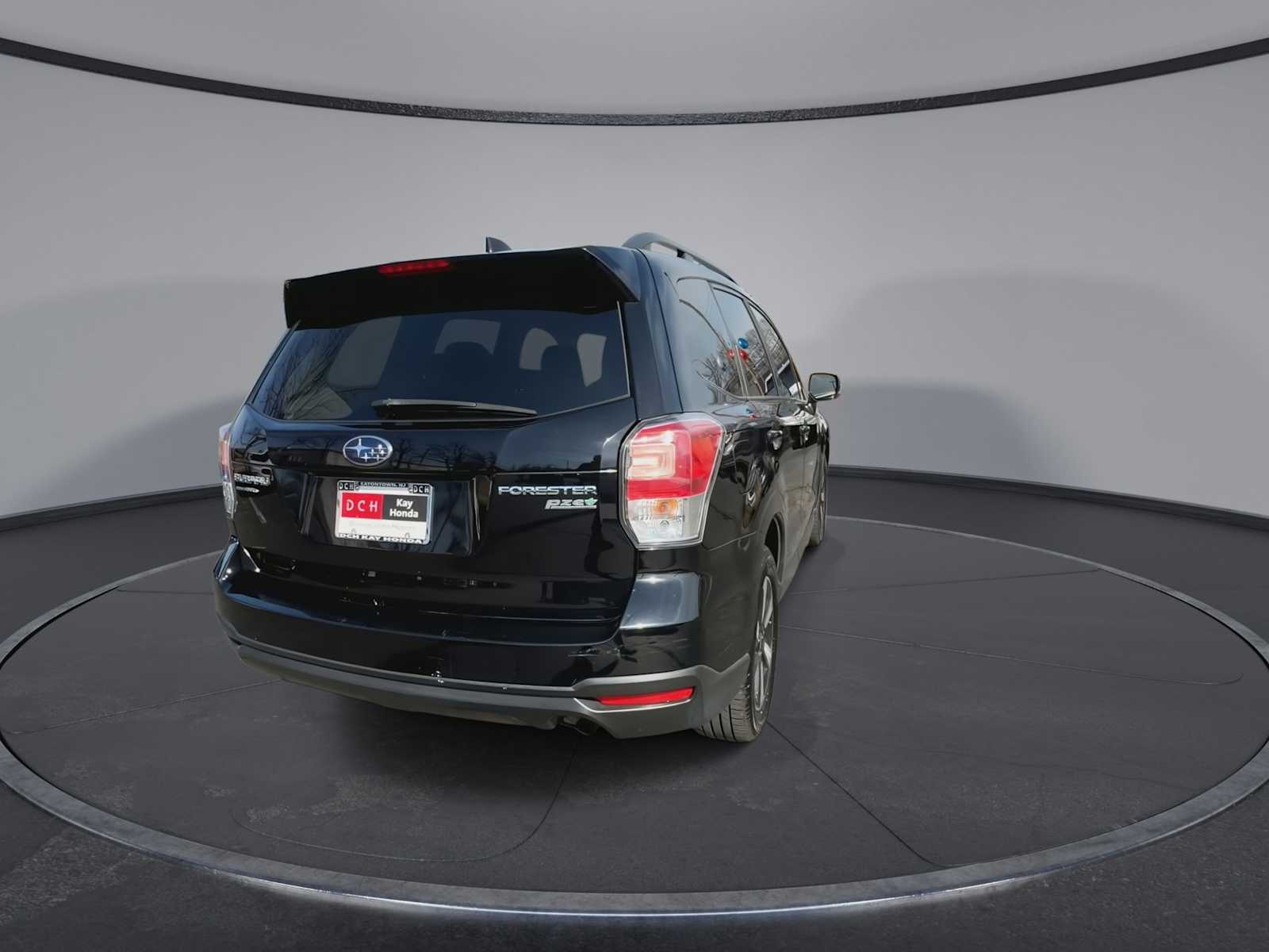 Thumbnail: 2017 Subaru Forester - 7