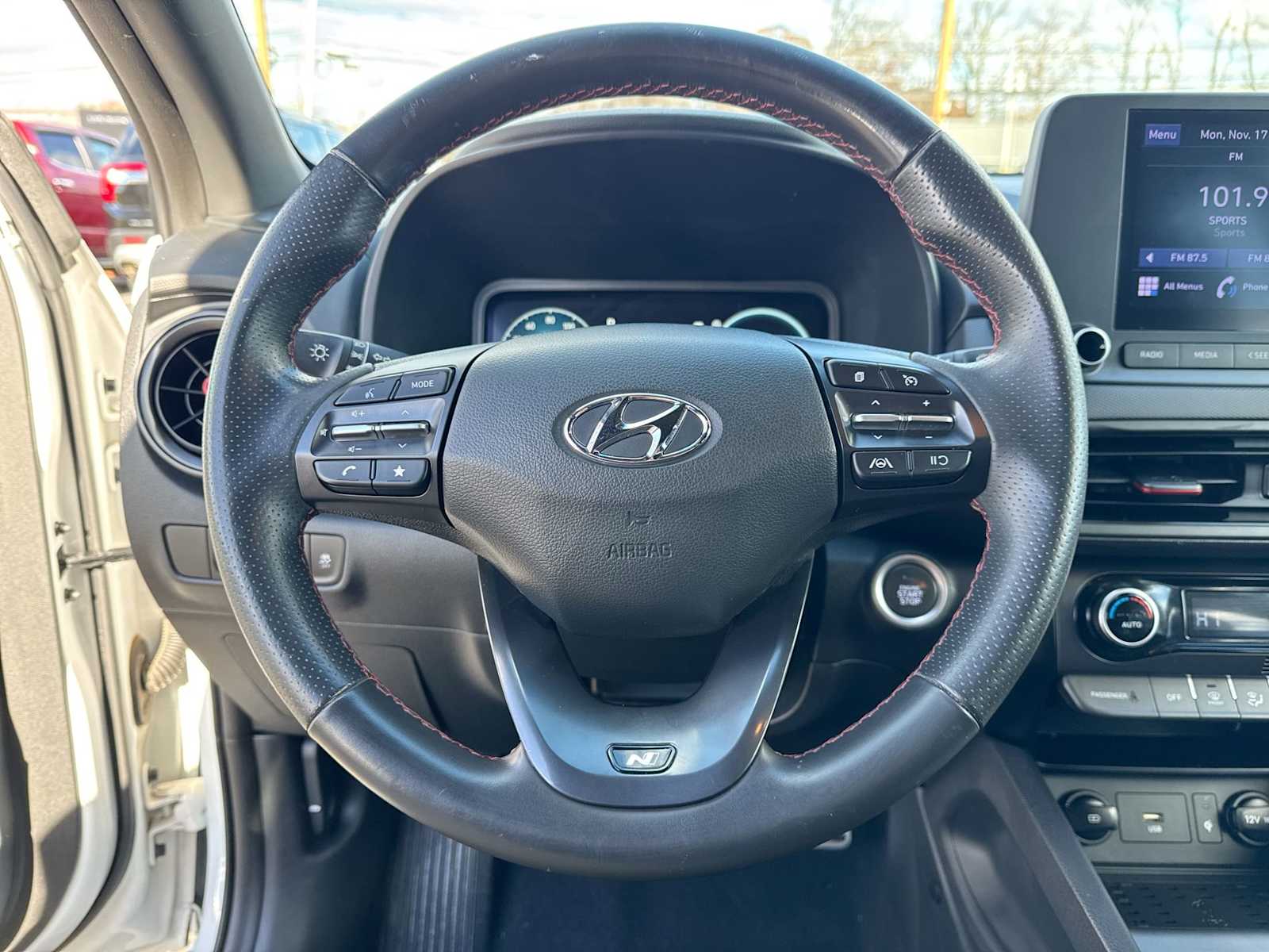 Thumbnail: 2022 Hyundai Kona - 23