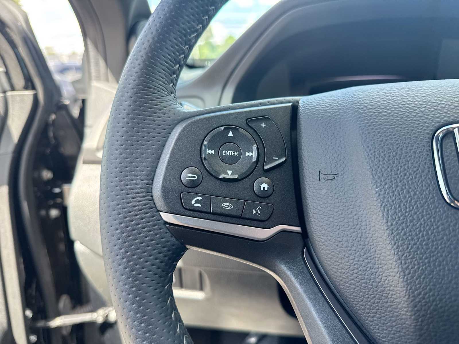 Thumbnail: 2022 Honda Passport - 25