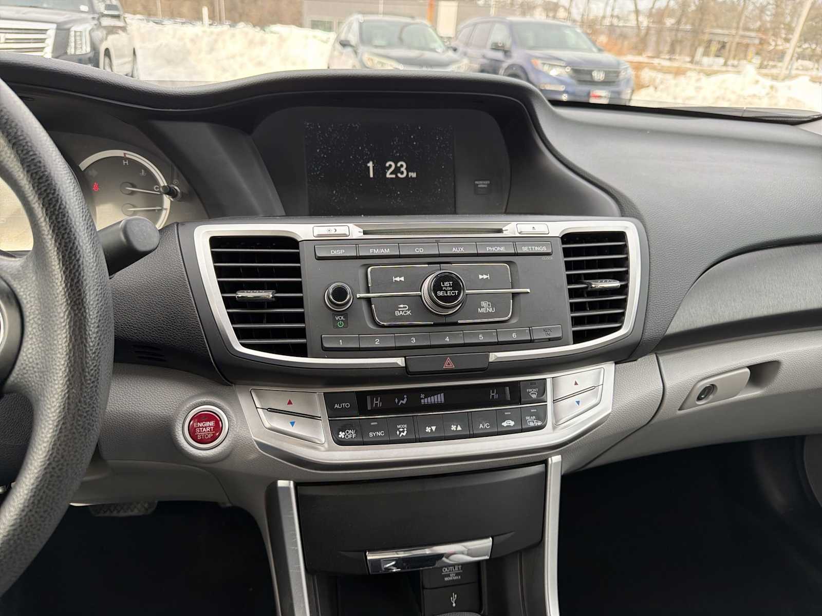 Thumbnail: 2015 Honda Accord - 27