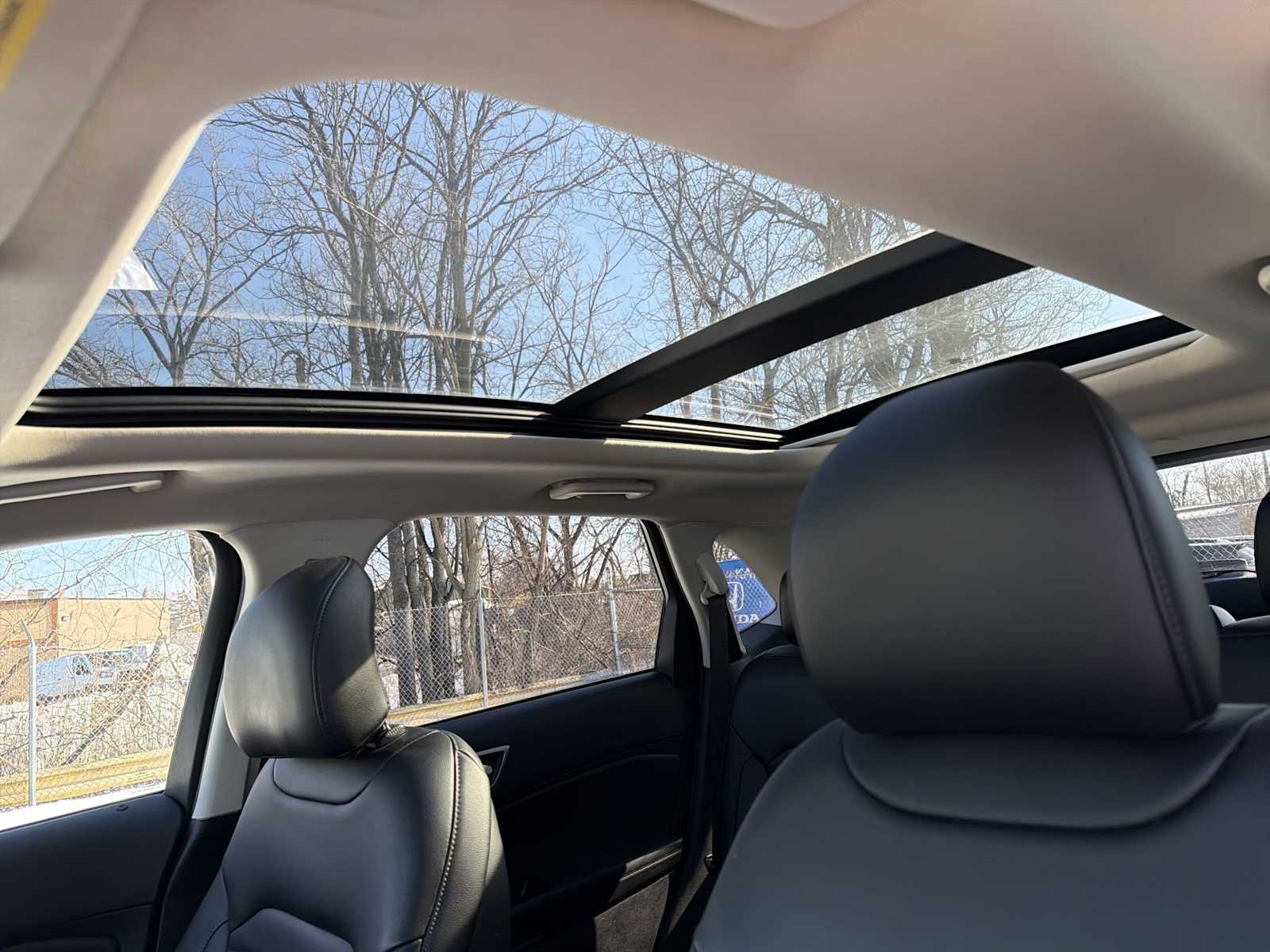 Thumbnail: 2019 Ford Edge - 23