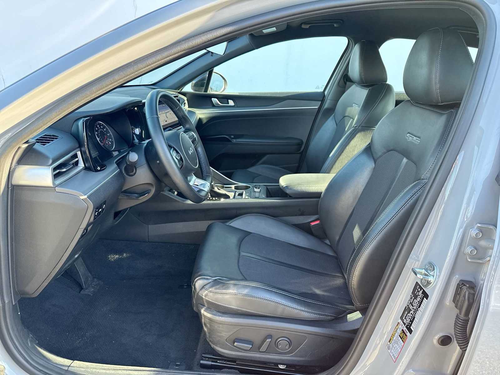 Thumbnail: 2022 Kia K5 - 11