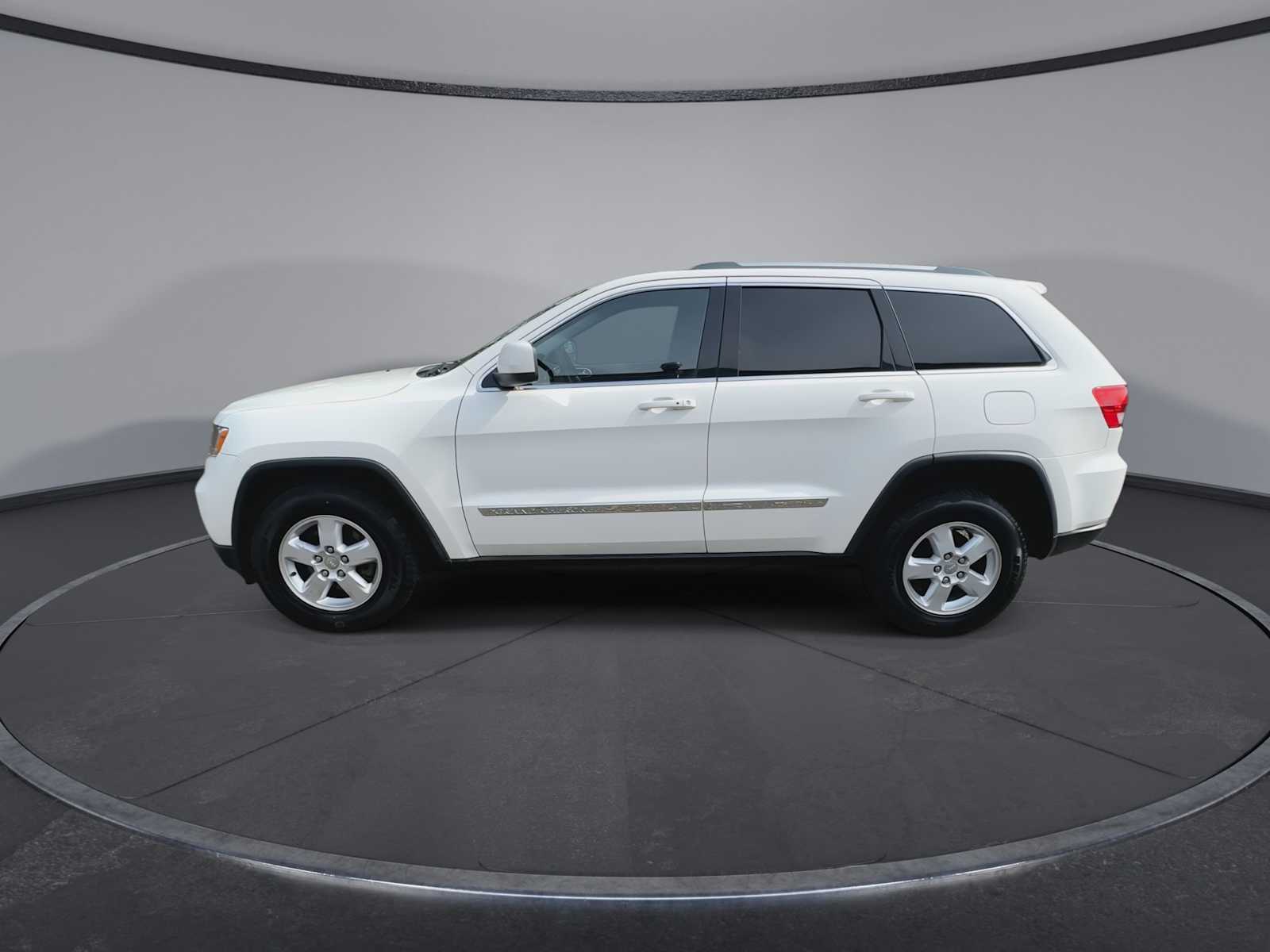 Thumbnail: 2012 Jeep Grand Cherokee - 5