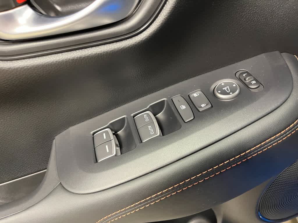 Thumbnail: 2026 Honda HR-V - 14