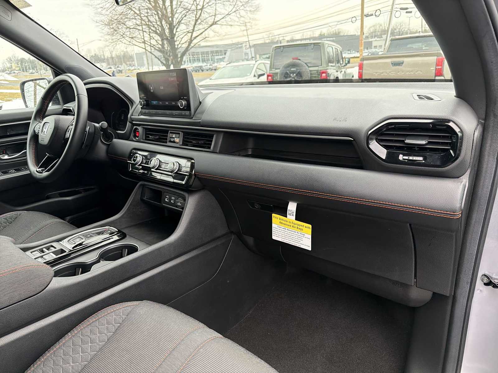 Thumbnail: 2025 Honda Pilot - 16