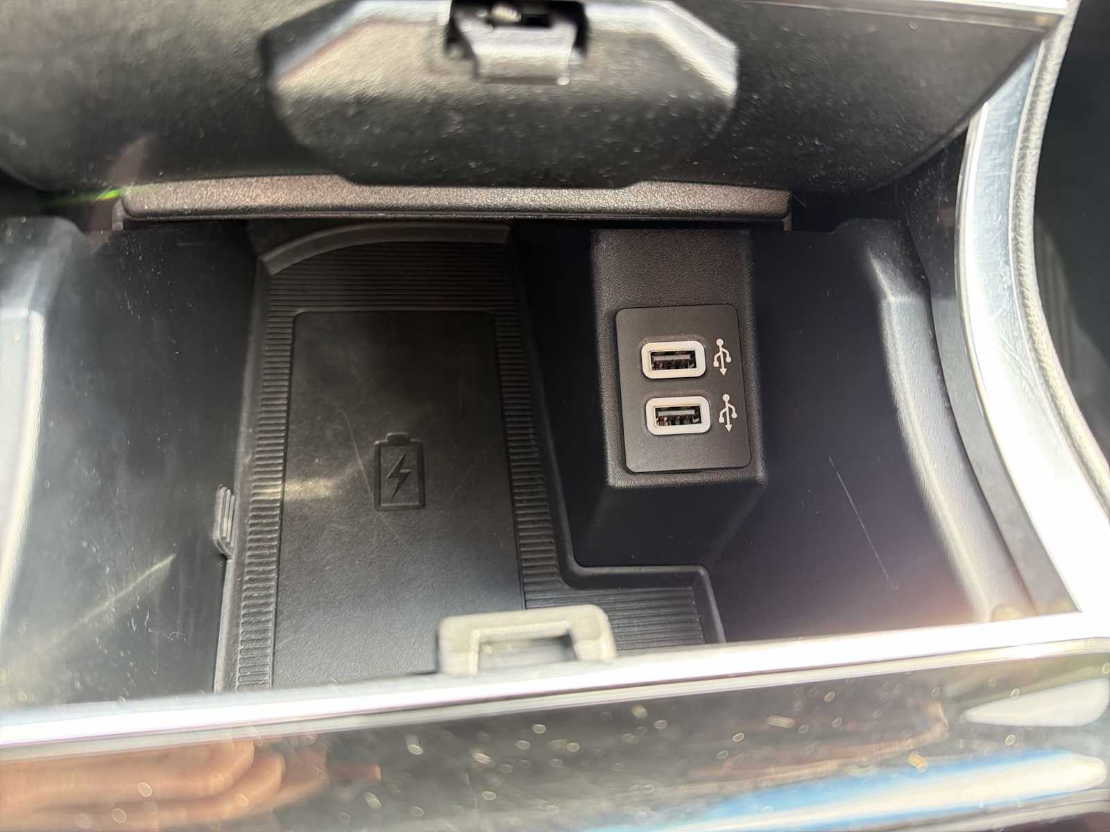 Thumbnail: 2019 Ford Edge - 31