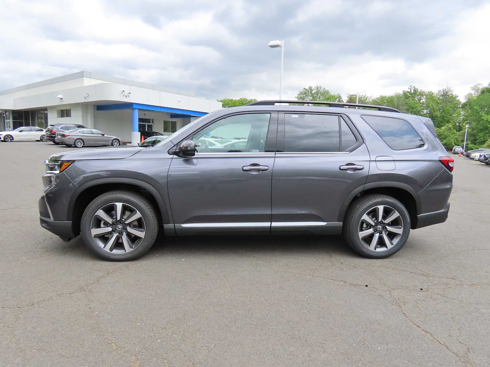 Thumbnail: 2025 Honda Pilot - 3