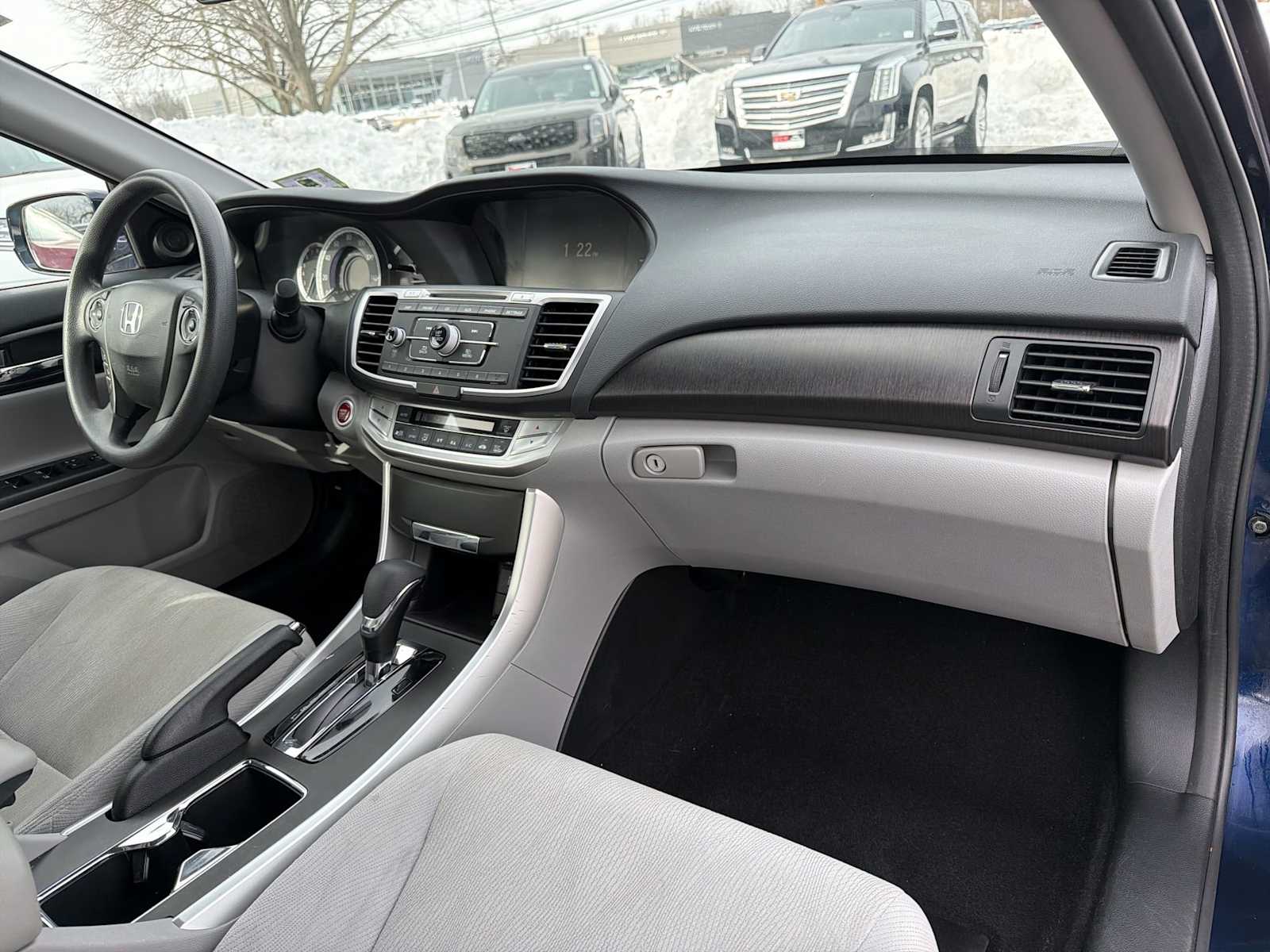 Thumbnail: 2015 Honda Accord - 16