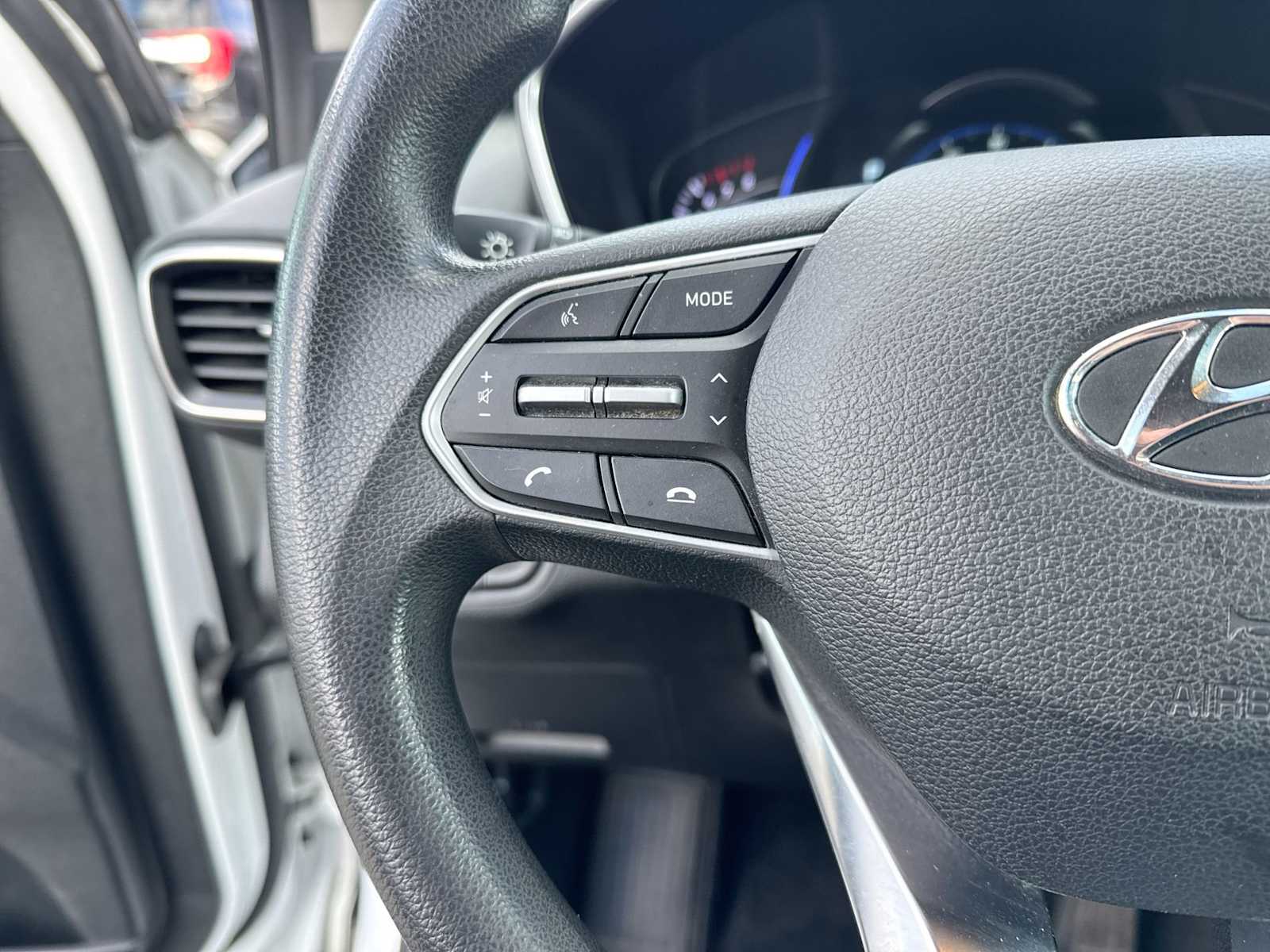 Thumbnail: 2020 Hyundai Santa Fe - 24