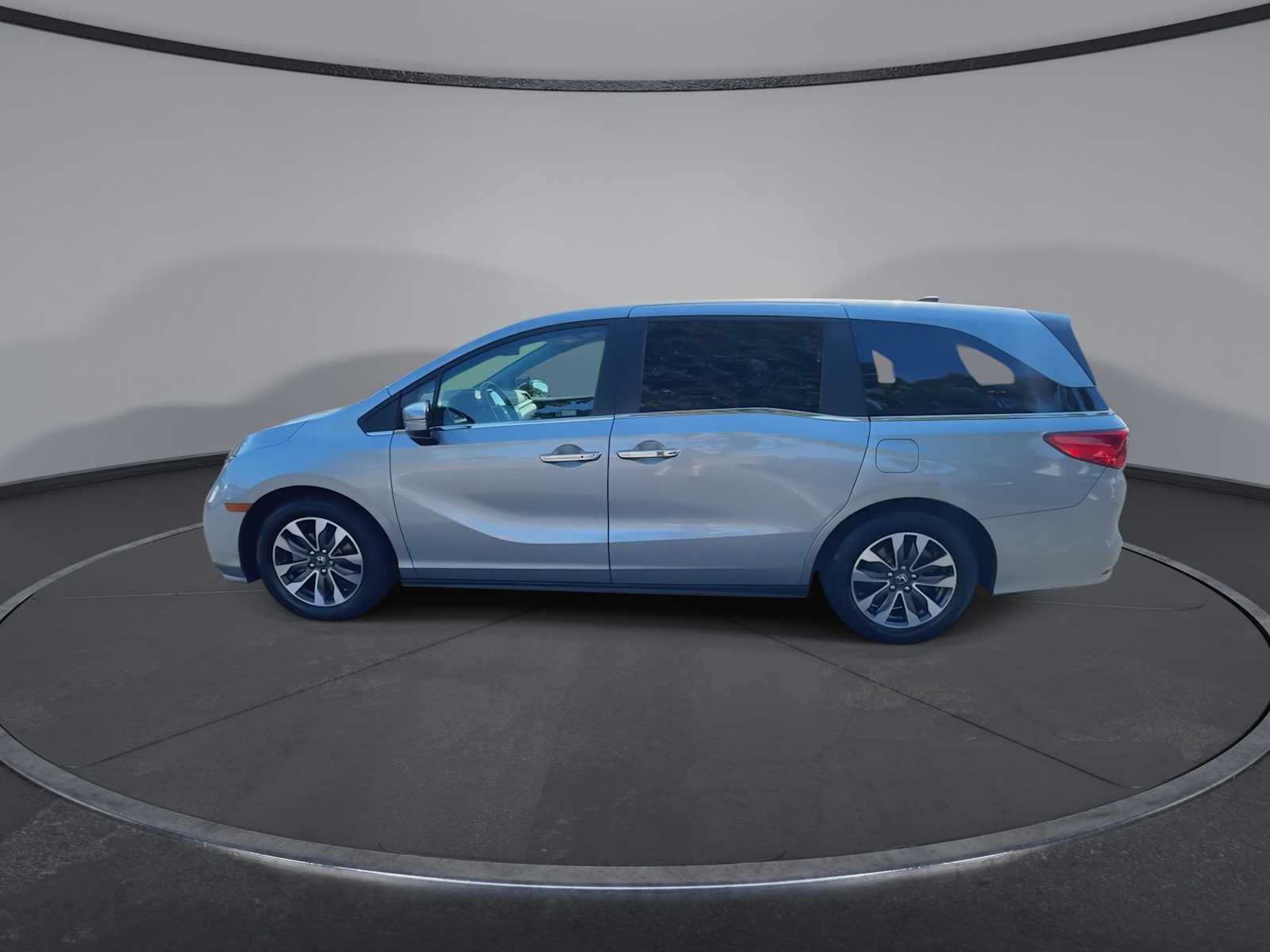 Thumbnail: 2023 Honda Odyssey - 5