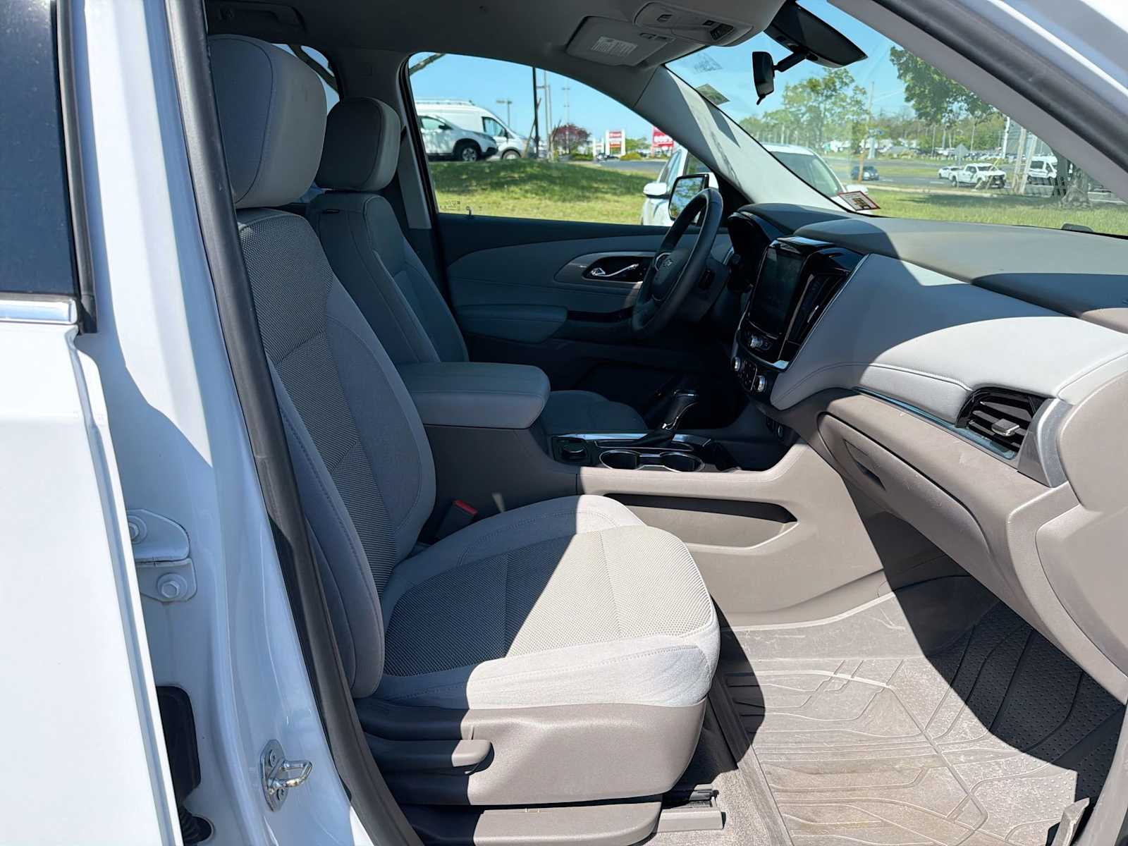 Thumbnail: 2019 Chevrolet Traverse - 15
