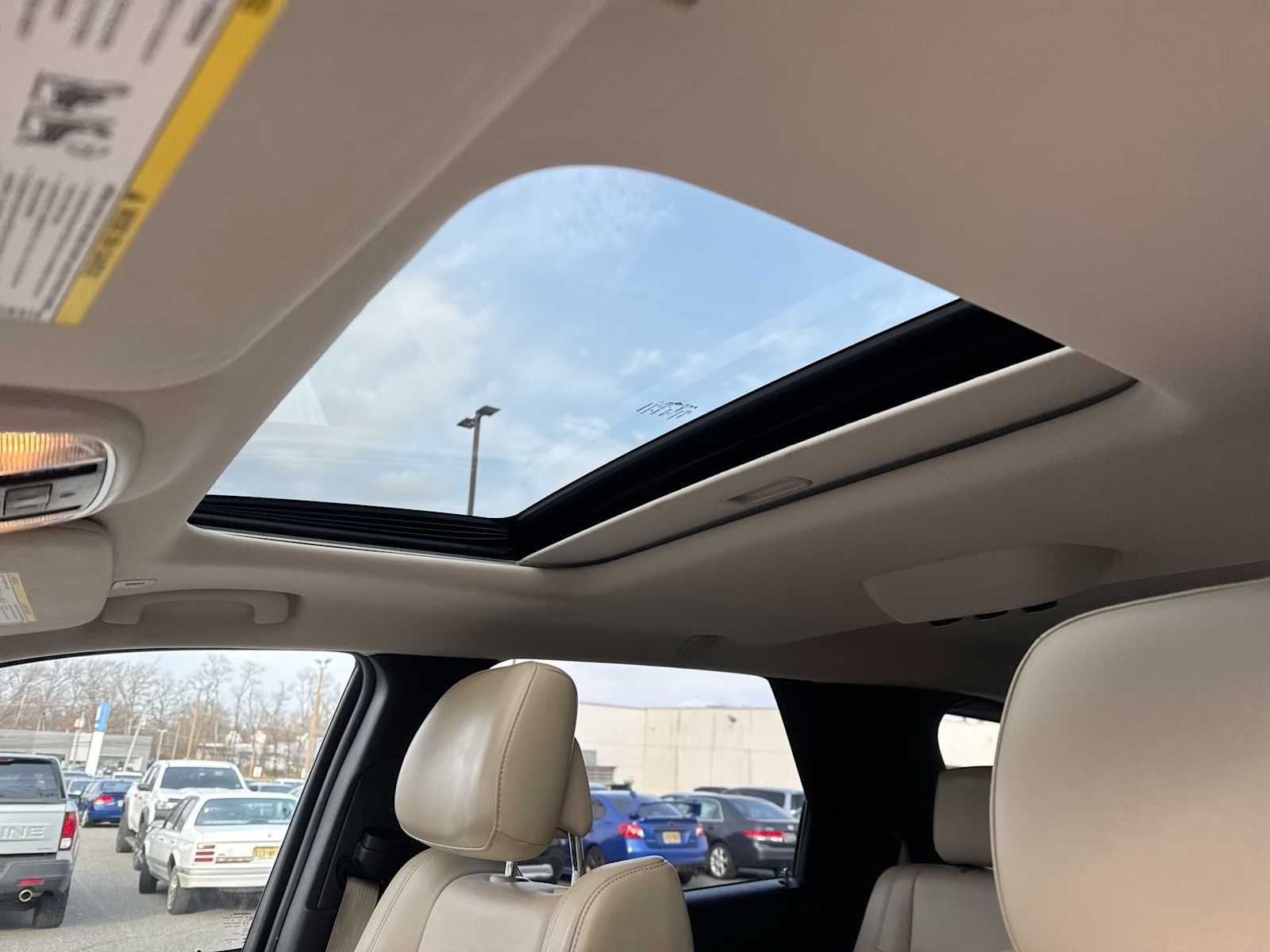 Thumbnail: 2019 Dodge Durango - 23