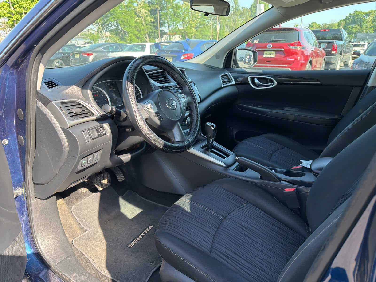 Thumbnail: 2018 Nissan Sentra - 11