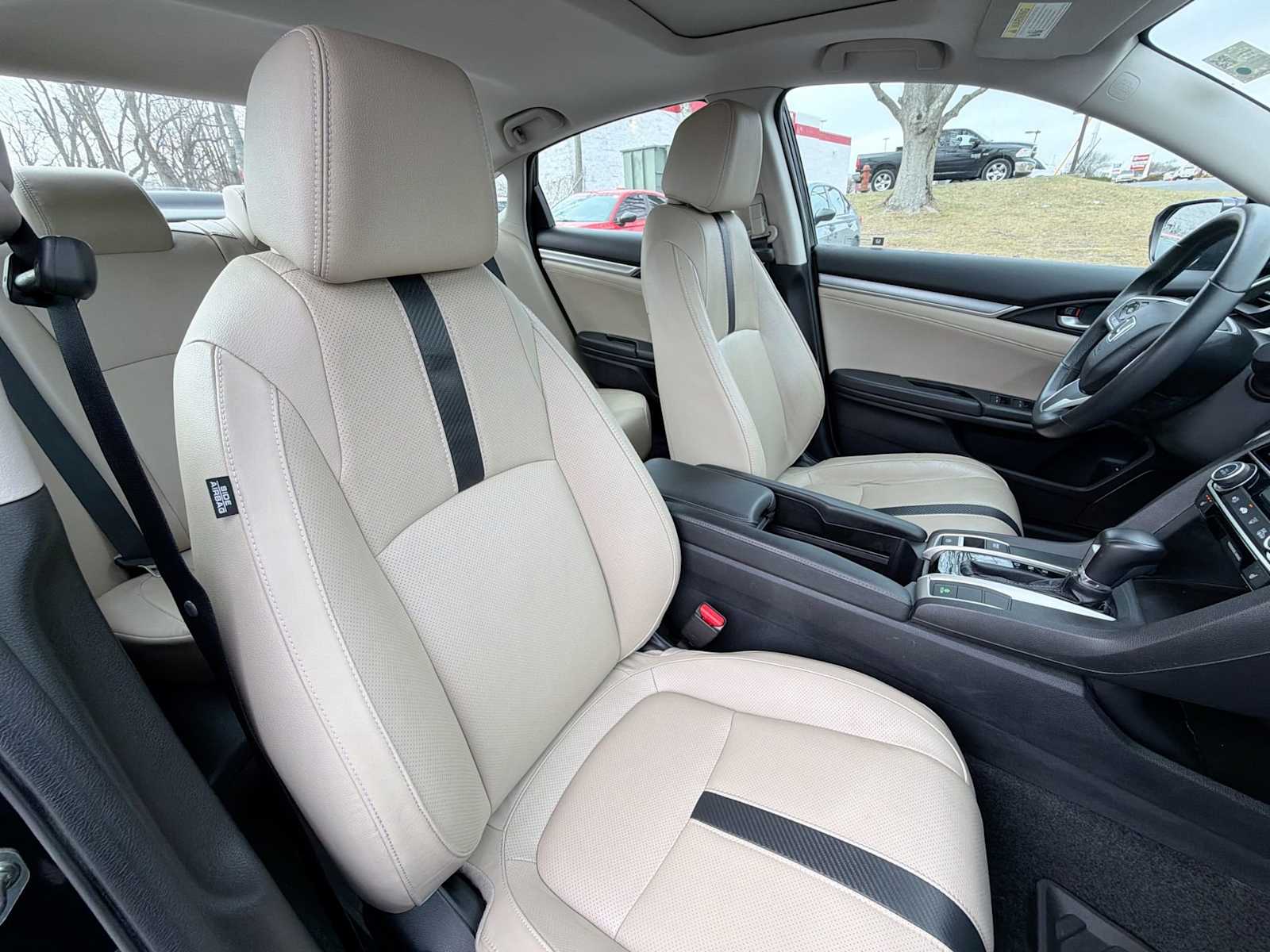 Thumbnail: 2017 Honda Civic - 17