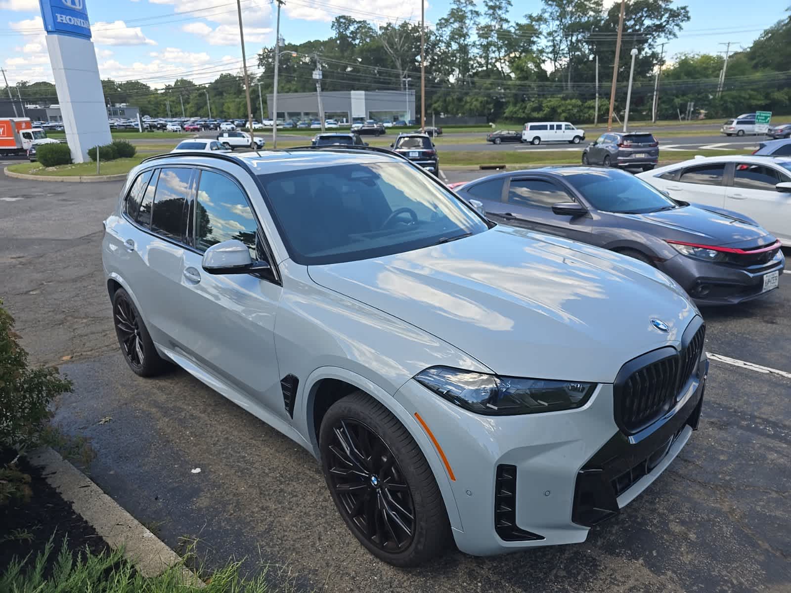 Thumbnail: 2024 BMW X5 - 3