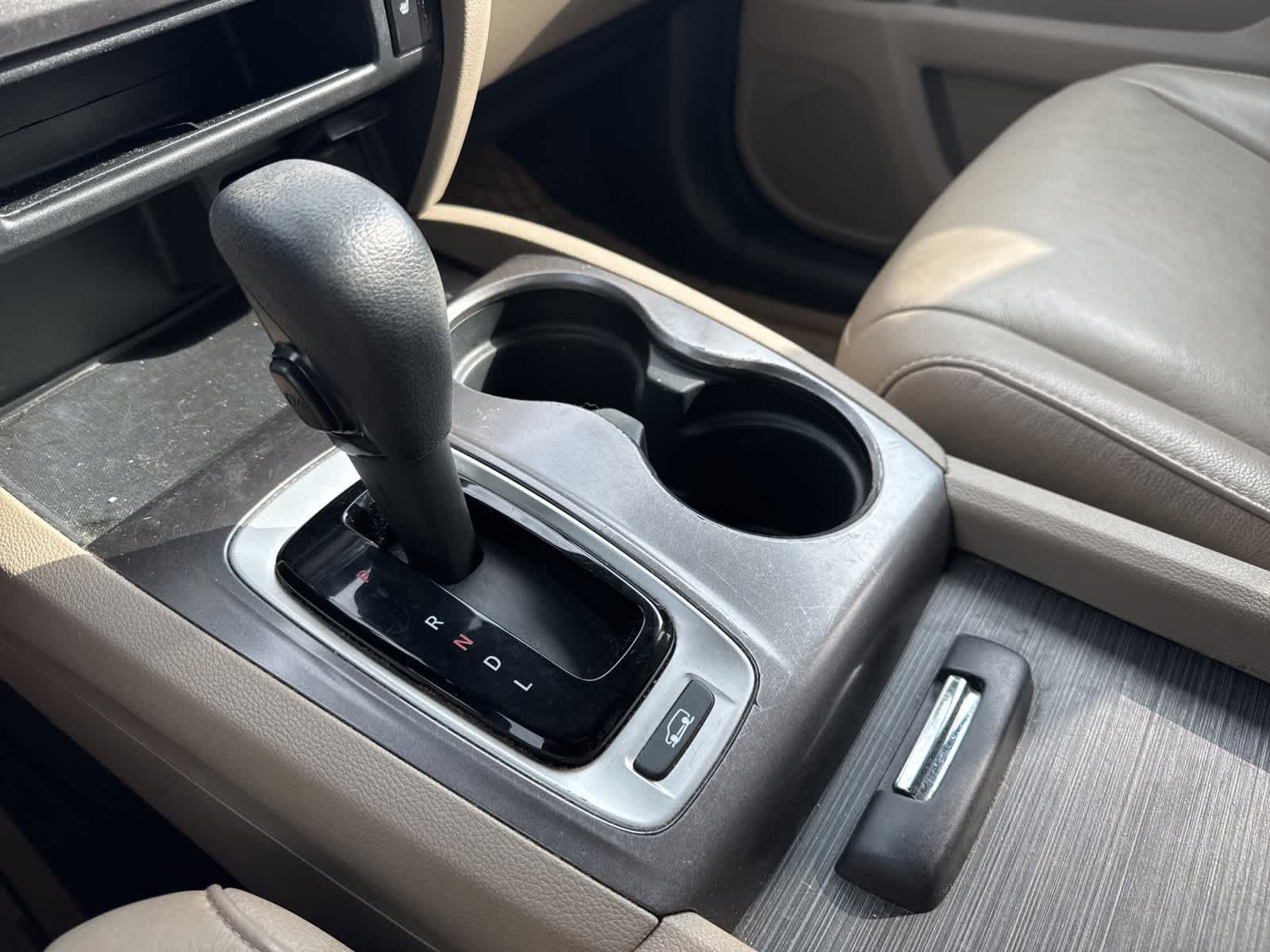 Thumbnail: 2020 Honda Pilot - 16