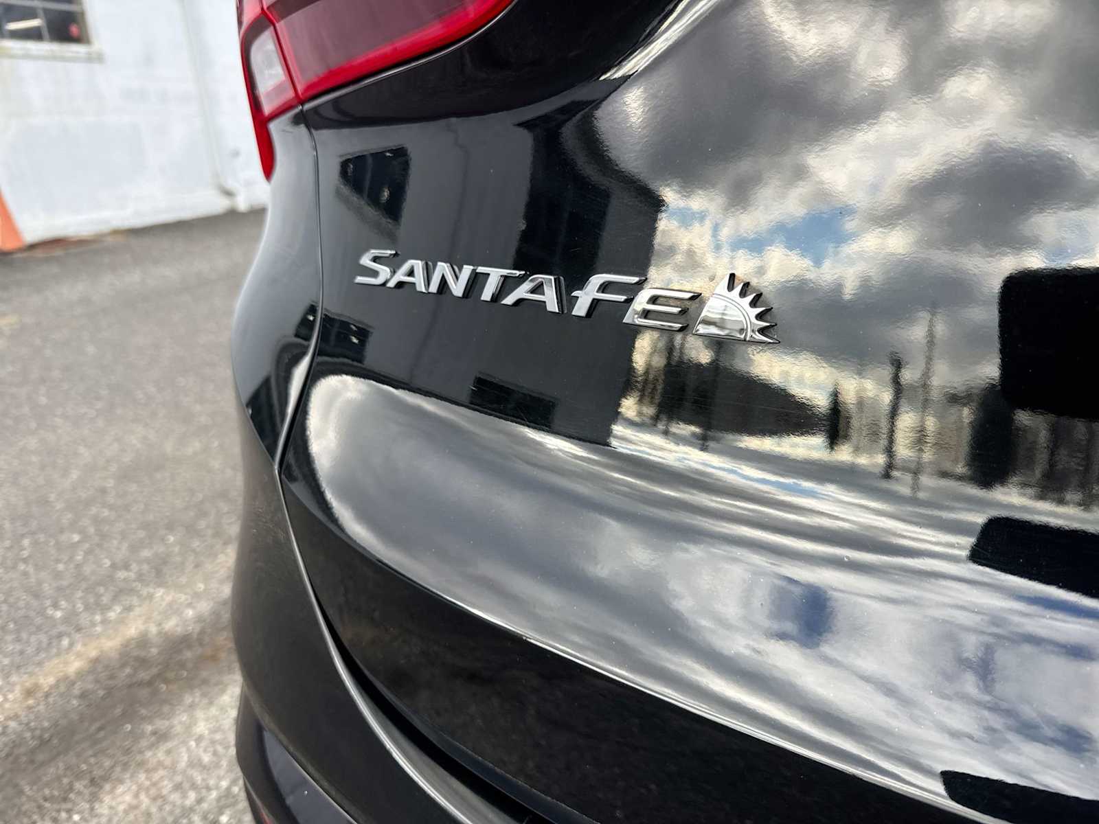 Thumbnail: 2023 Hyundai Santa Fe - 18