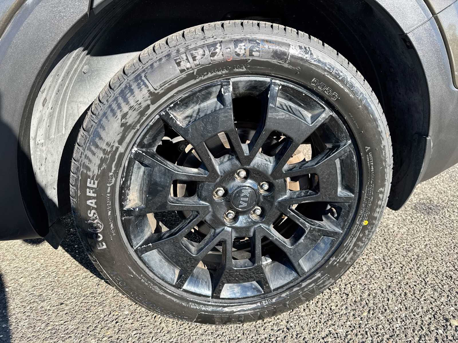 Thumbnail: 2021 Kia Telluride - 18