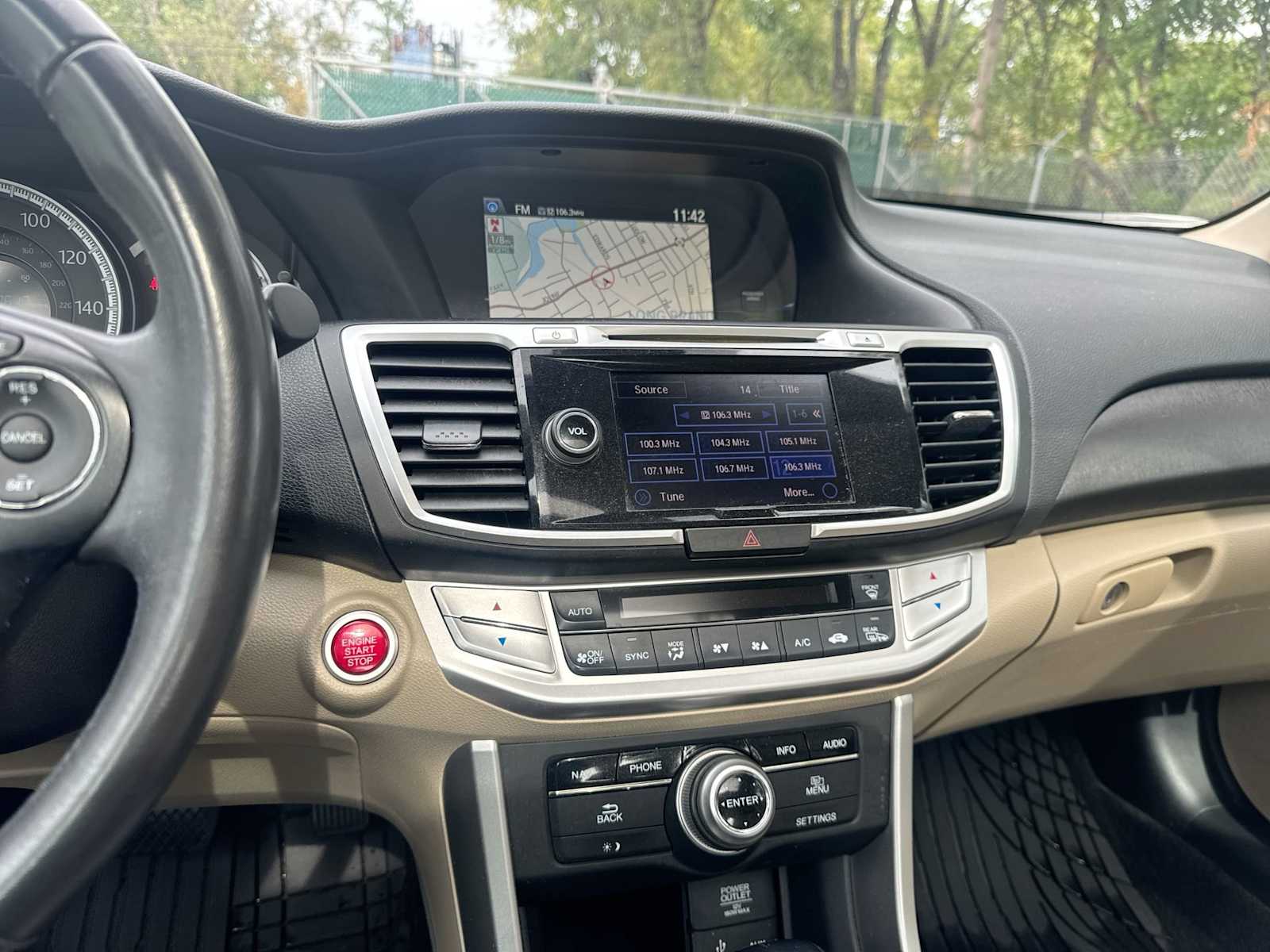 Thumbnail: 2015 Honda Accord - 27