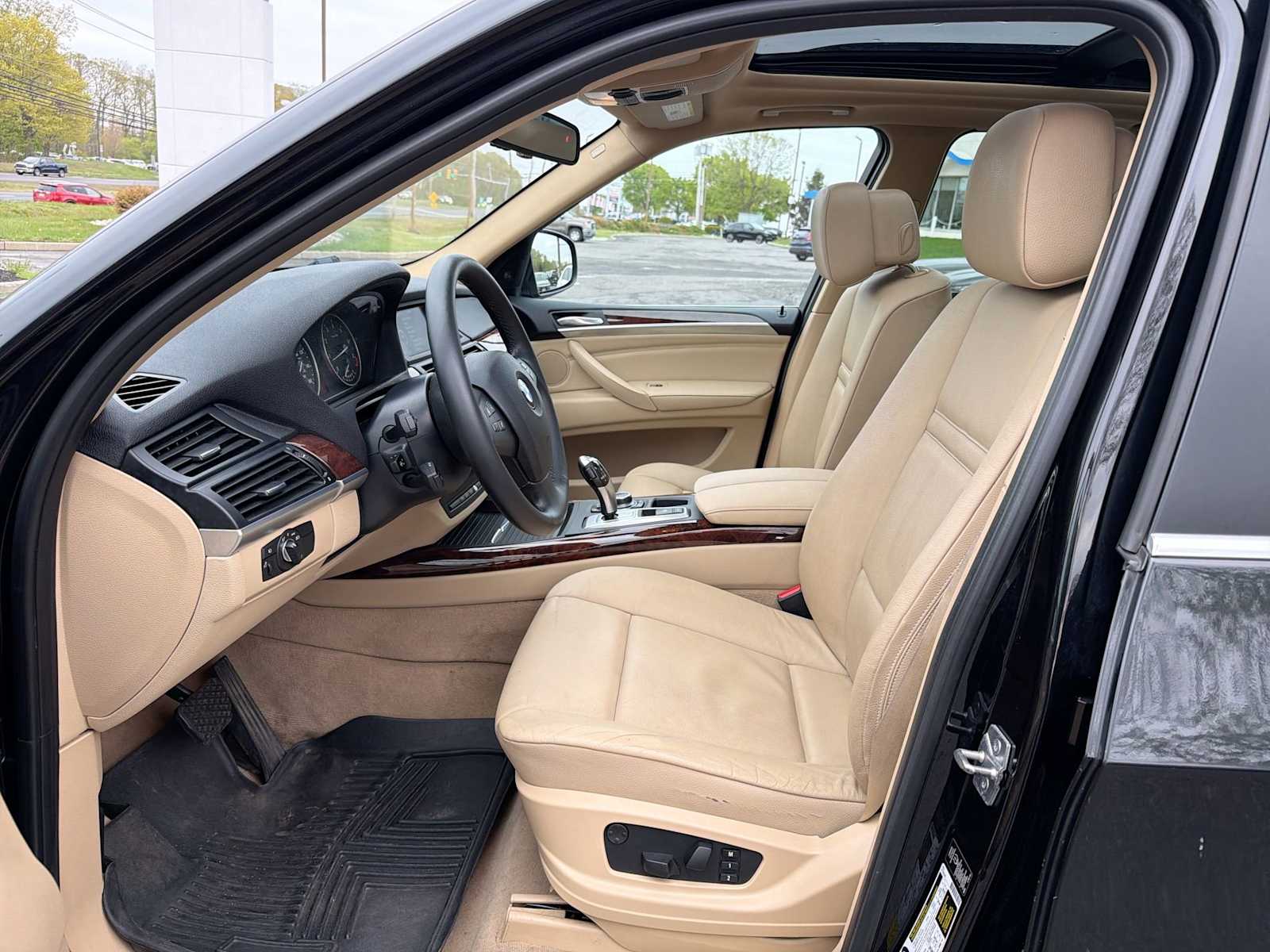 Thumbnail: 2013 BMW X5 - 11