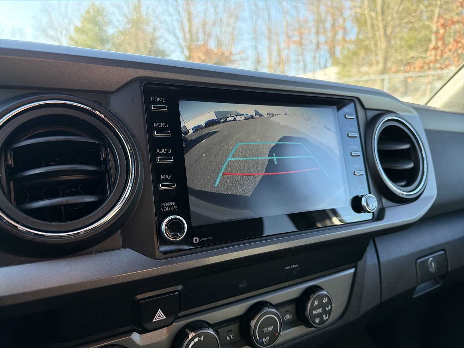 Thumbnail: 2020 Toyota Tacoma - 27