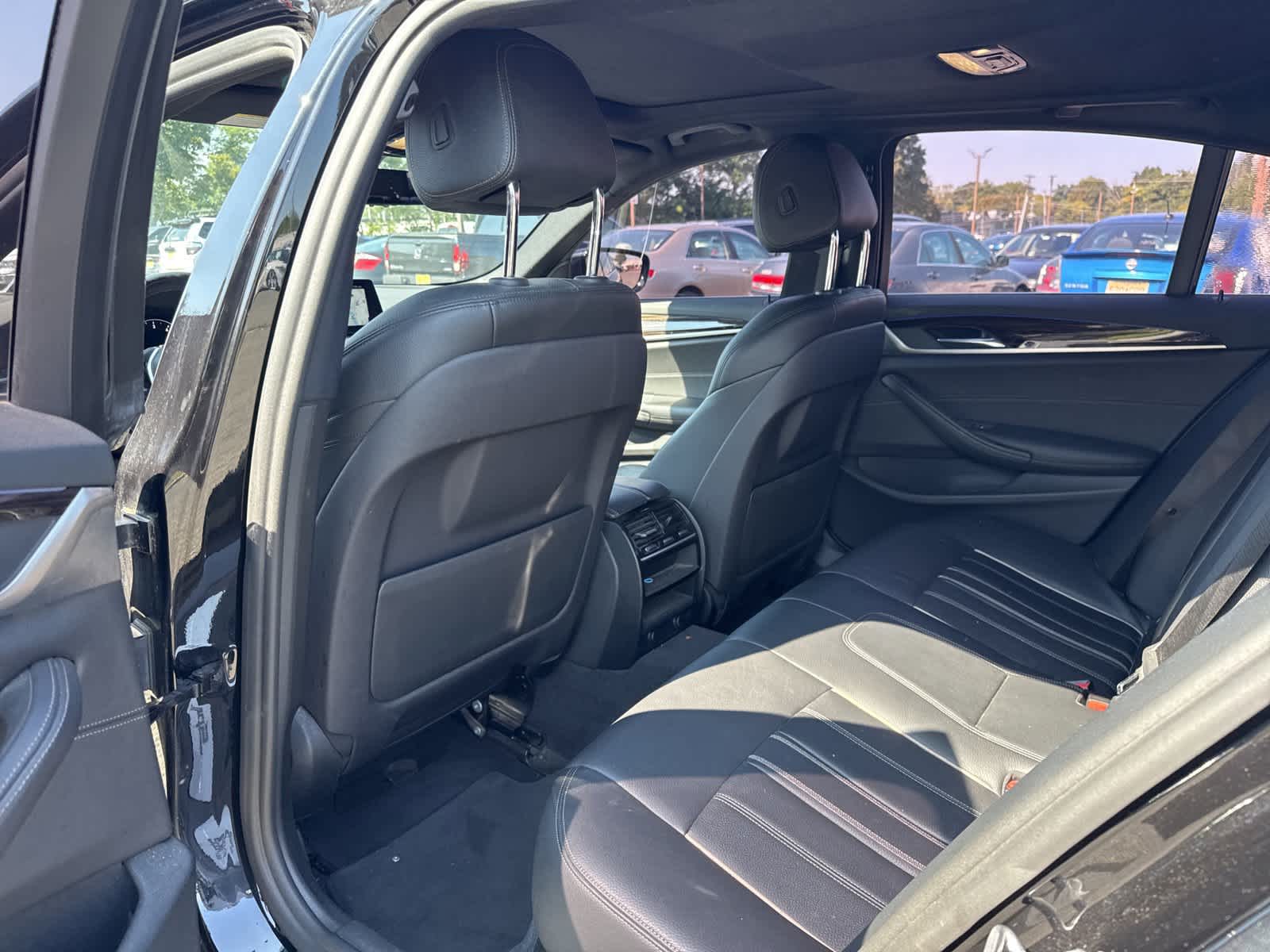Thumbnail: 2018 BMW 5 Series - 9
