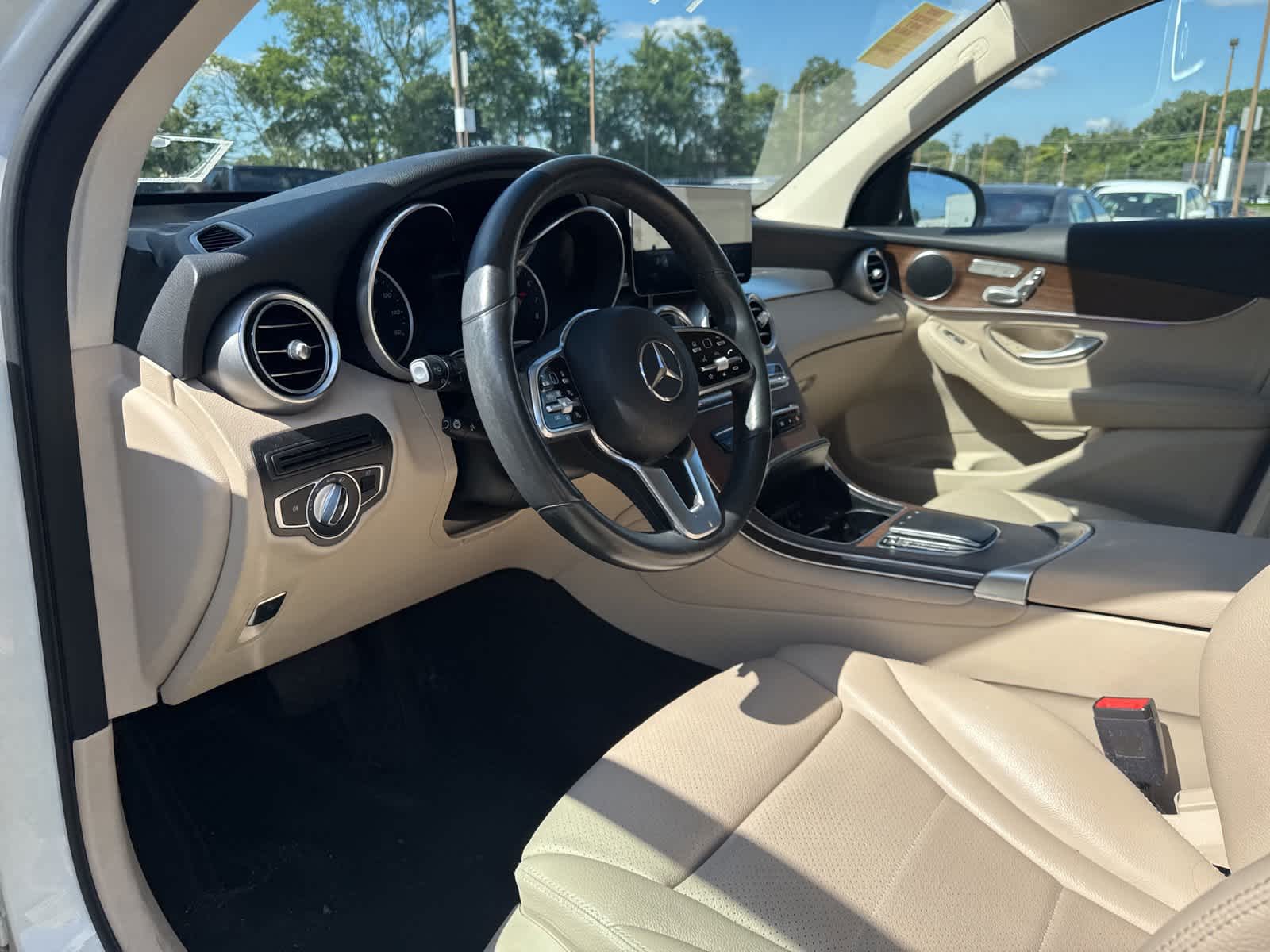 Thumbnail: 2021 Mercedes-Benz GLC - 11
