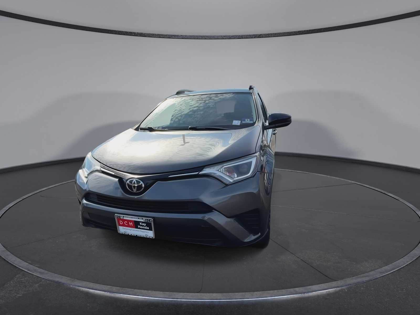 Thumbnail: 2017 Toyota RAV4 - 3