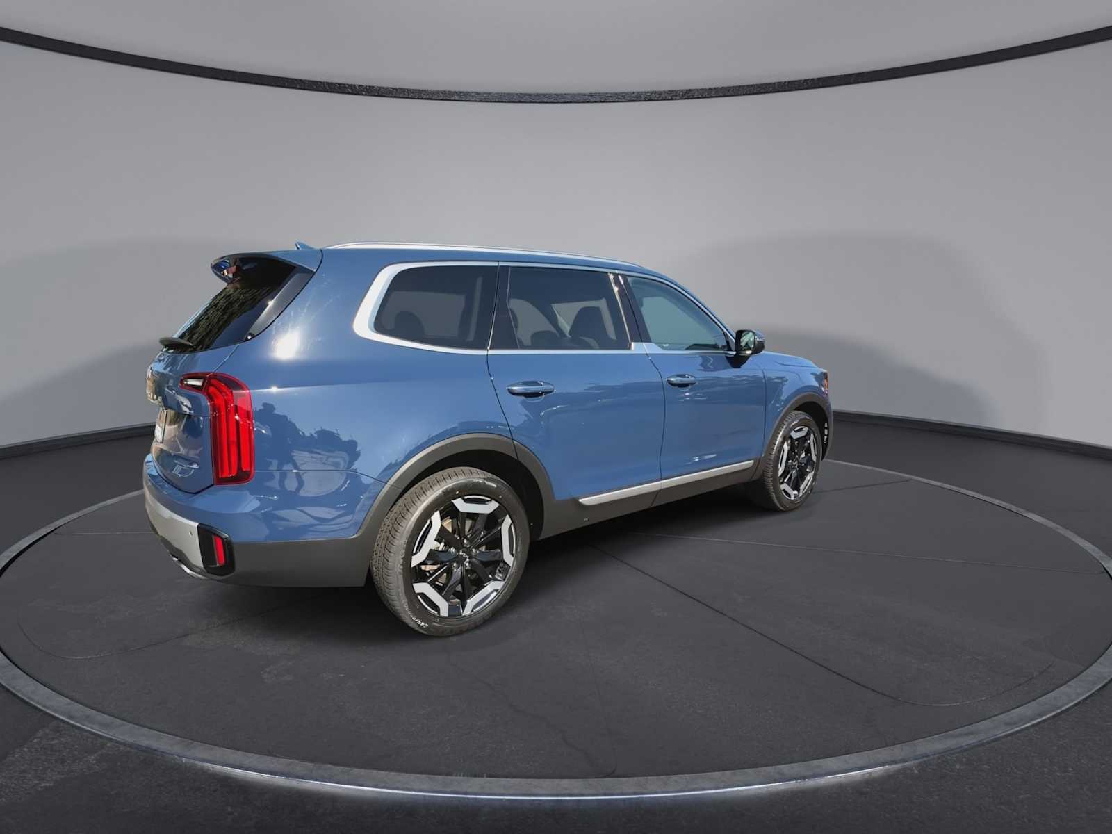 Thumbnail: 2023 Kia Telluride - 7