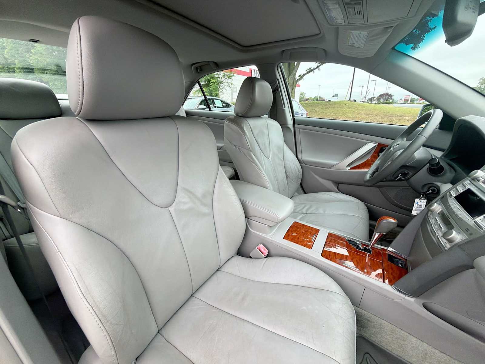 Thumbnail: 2010 Toyota Camry - 17