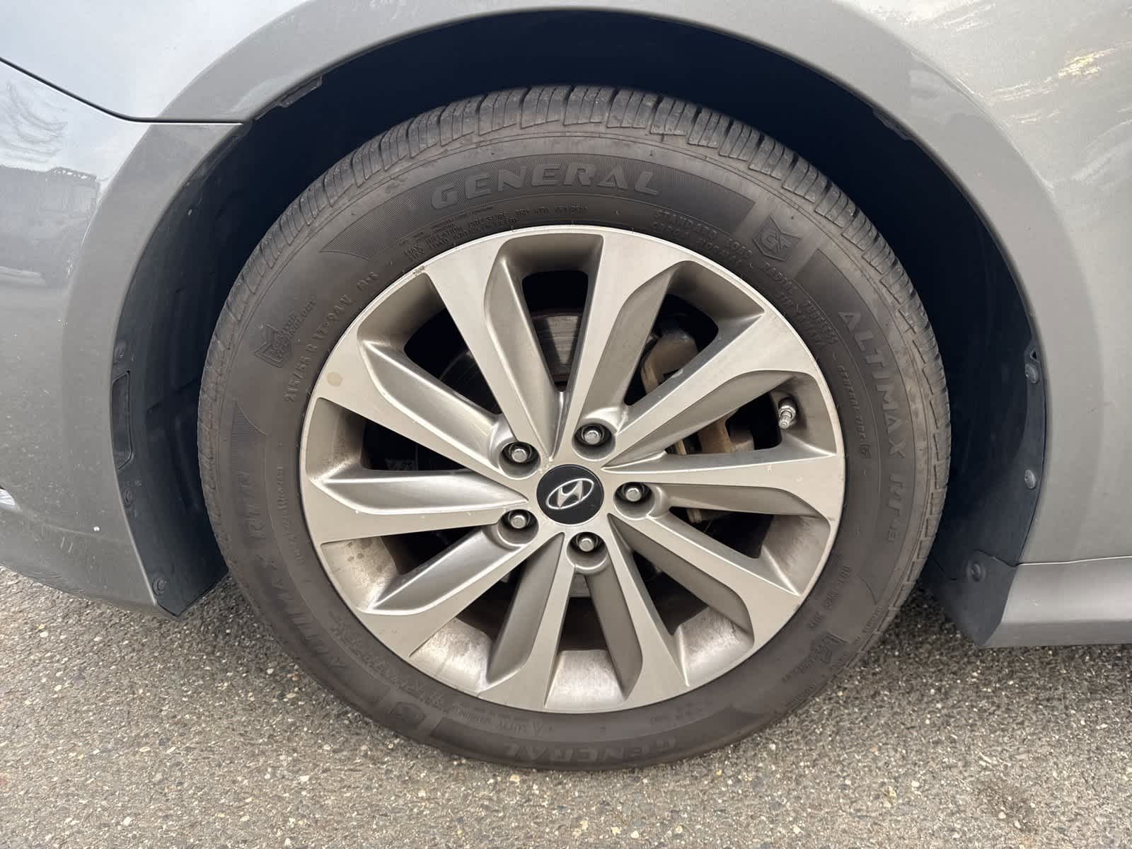 Thumbnail: 2014 Hyundai Sonata - 24