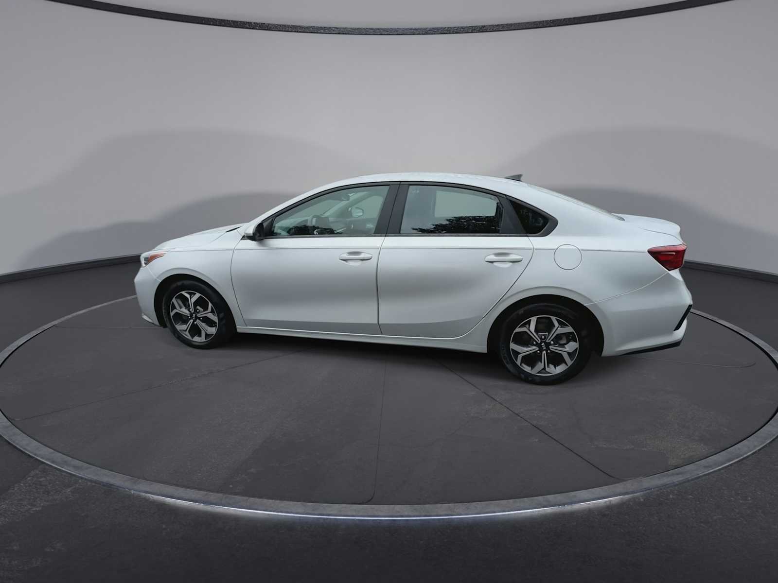 Thumbnail: 2019 Kia Forte - 5