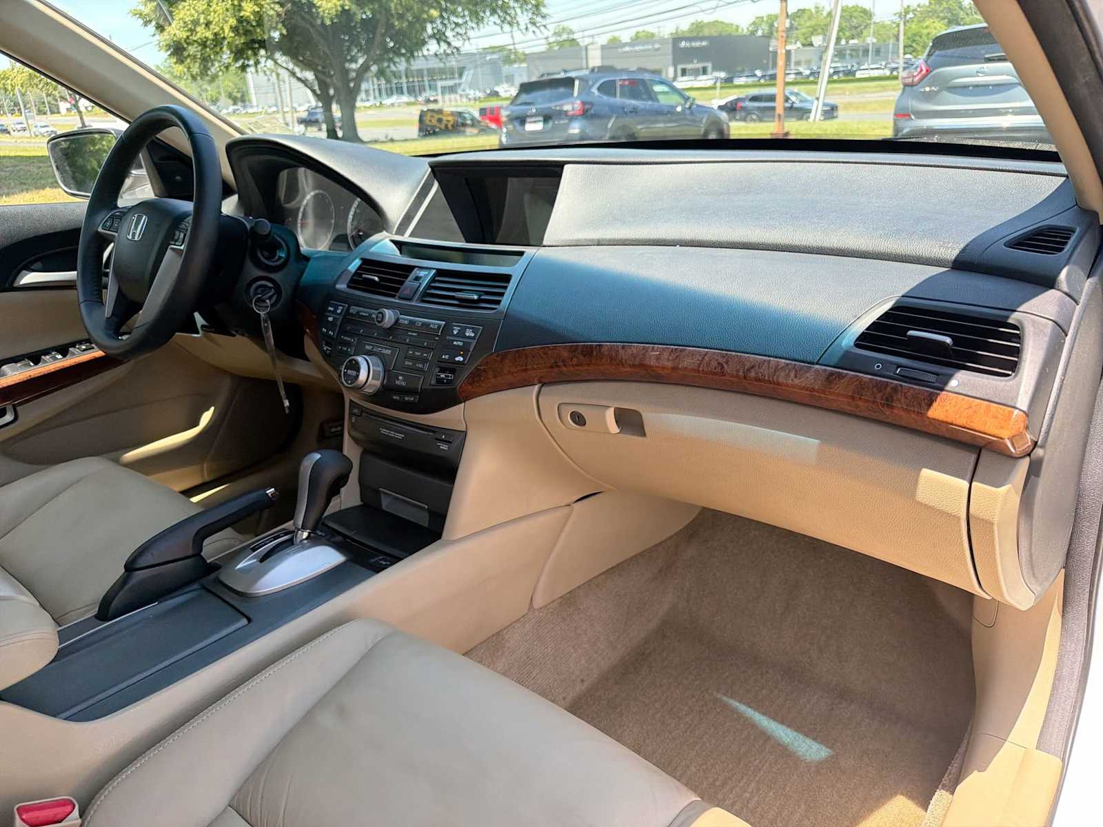 Thumbnail: 2012 Honda Accord - 16