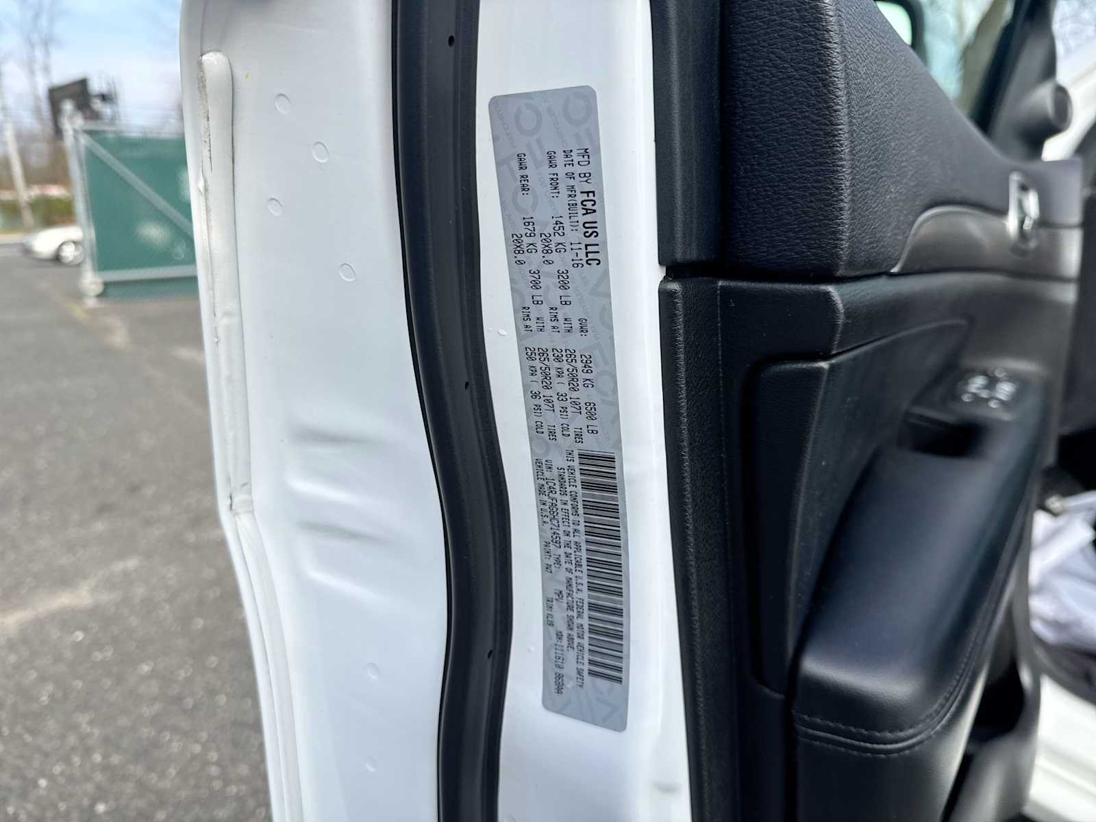 Thumbnail: 2017 Jeep Grand Cherokee - 34