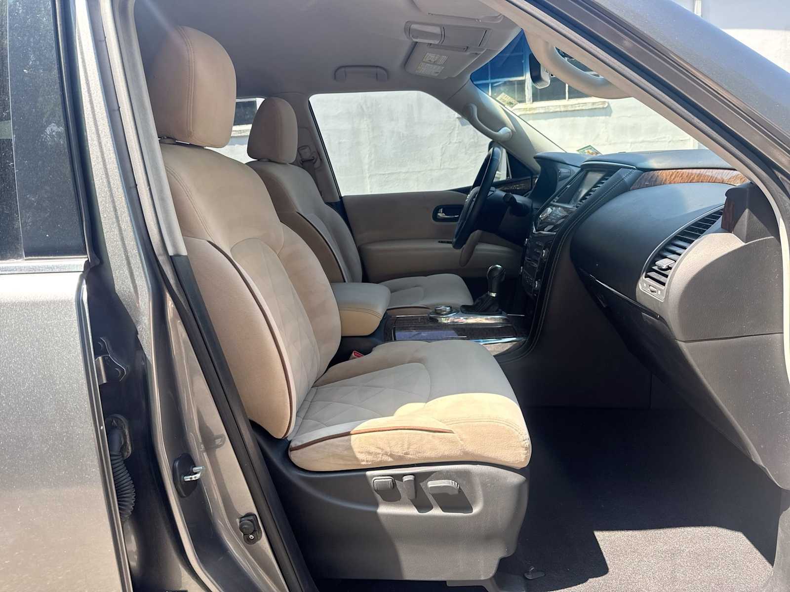 Thumbnail: 2017 Nissan Armada - 15