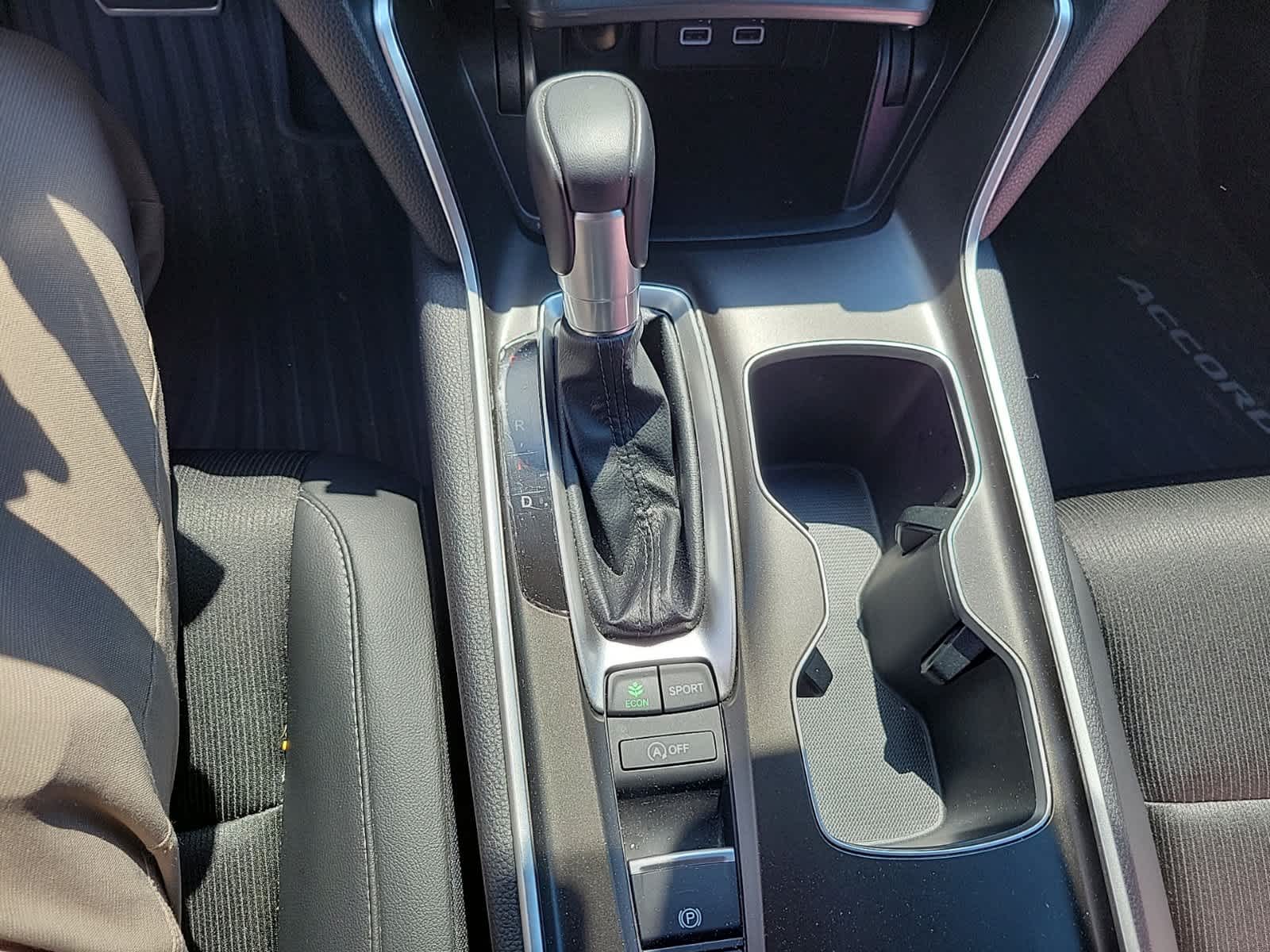 Thumbnail: 2022 Honda Accord - 22