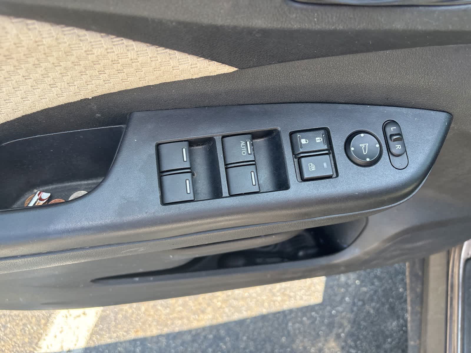 Thumbnail: 2016 Honda CR-V - 10