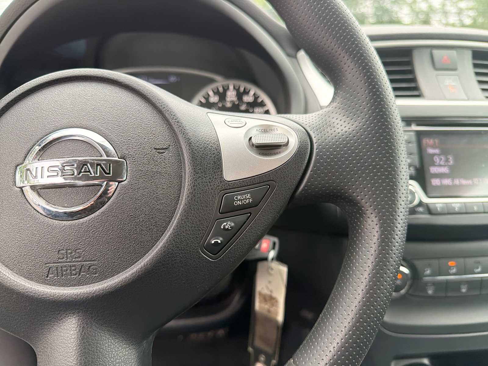 Thumbnail: 2018 Nissan Sentra - 25