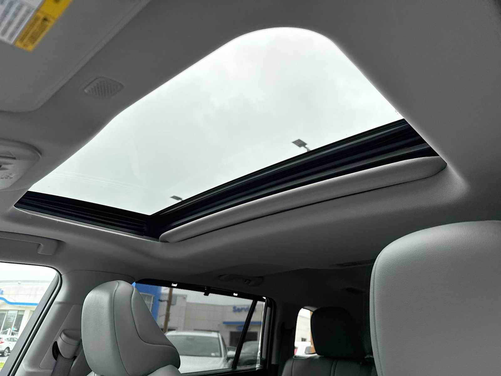 2022 Toyota Highlander XLE 23